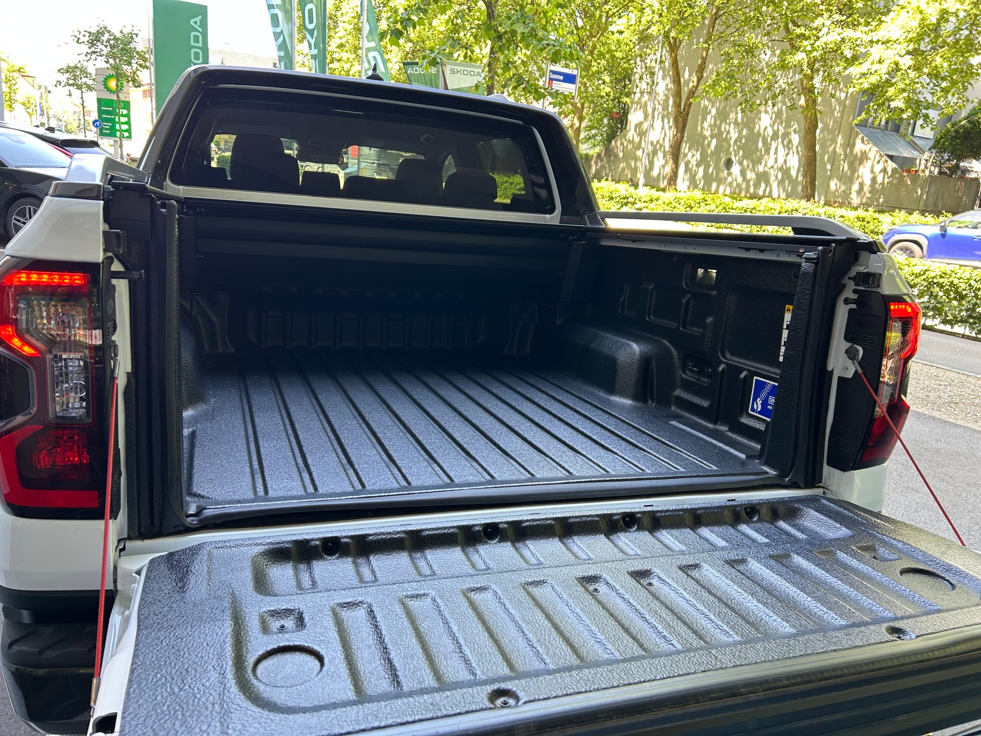 FORD Ranger Wildtrak 2.0 Eco Blue e-4WD Automat-image-4