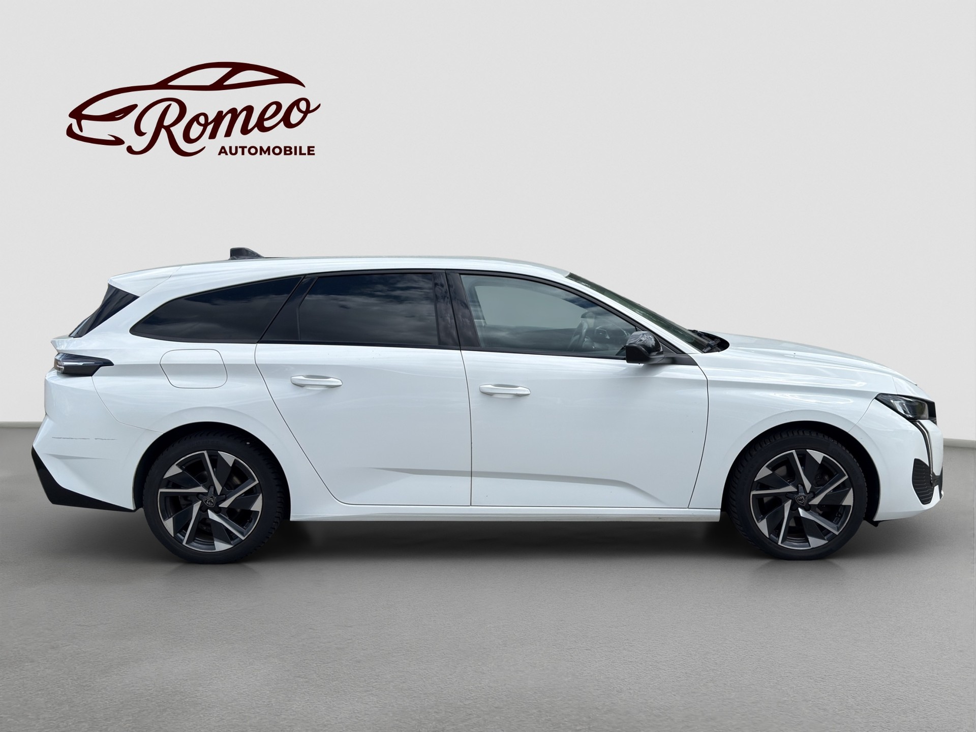 PEUGEOT 308 SW 1.5 BlueHDI Allure Pack EAT8 ** Ab MFK und Service ** CH Auto ** 1. Hand **-image-5