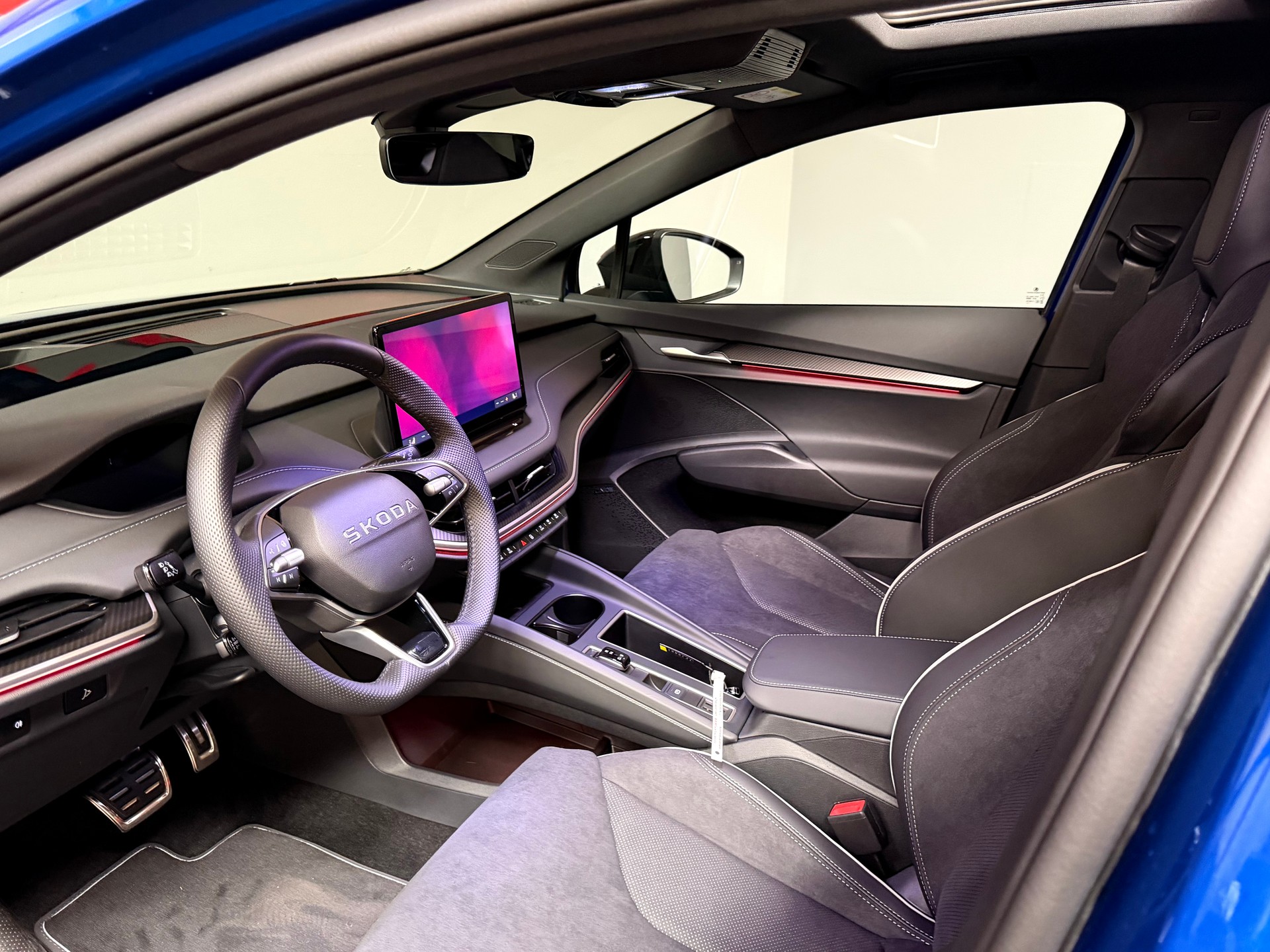 SKODA Enyaq 85x Sportline 4x4-image-14