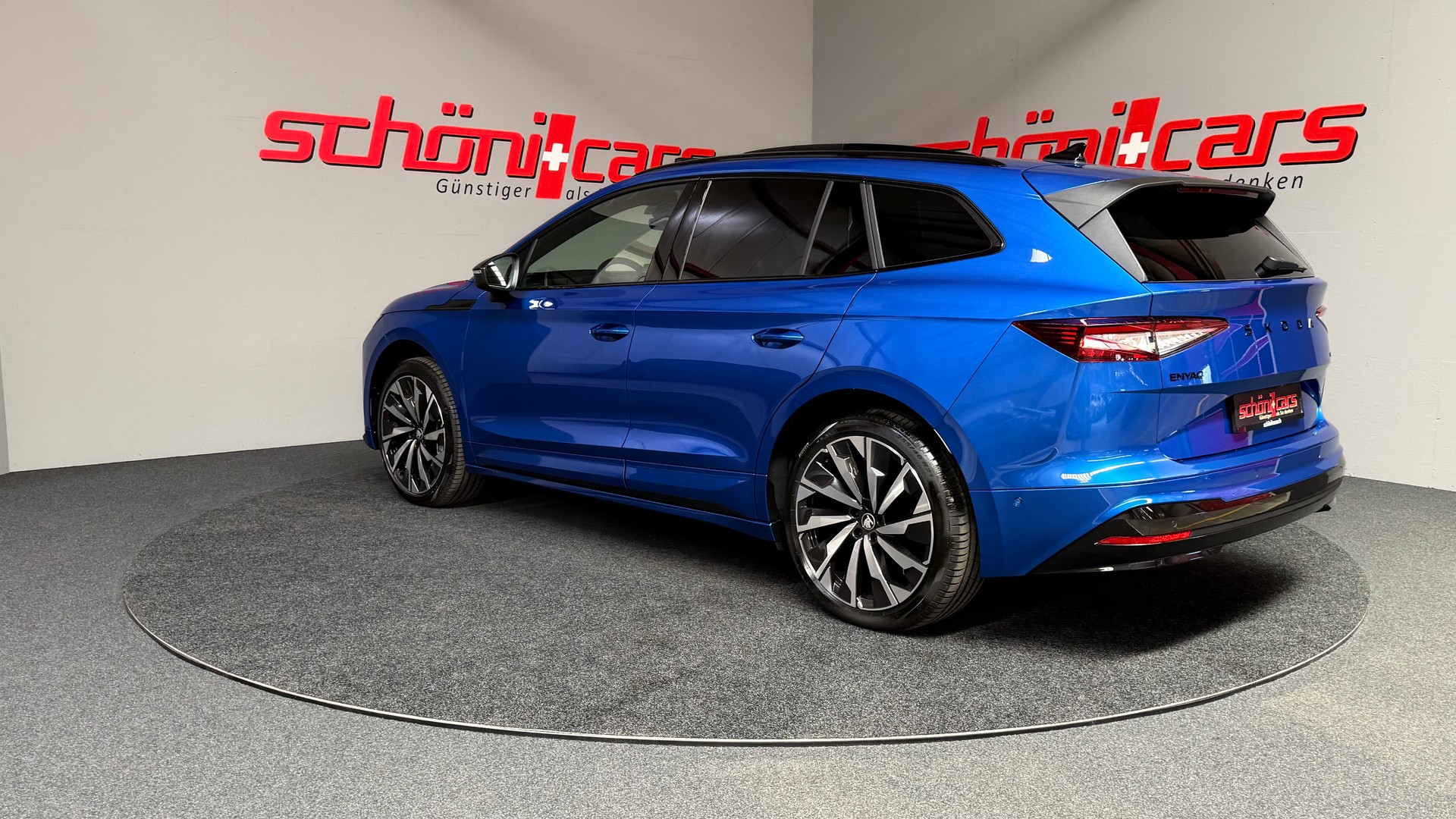 SKODA Enyaq 85x Sportline 4x4-showroom-element-3