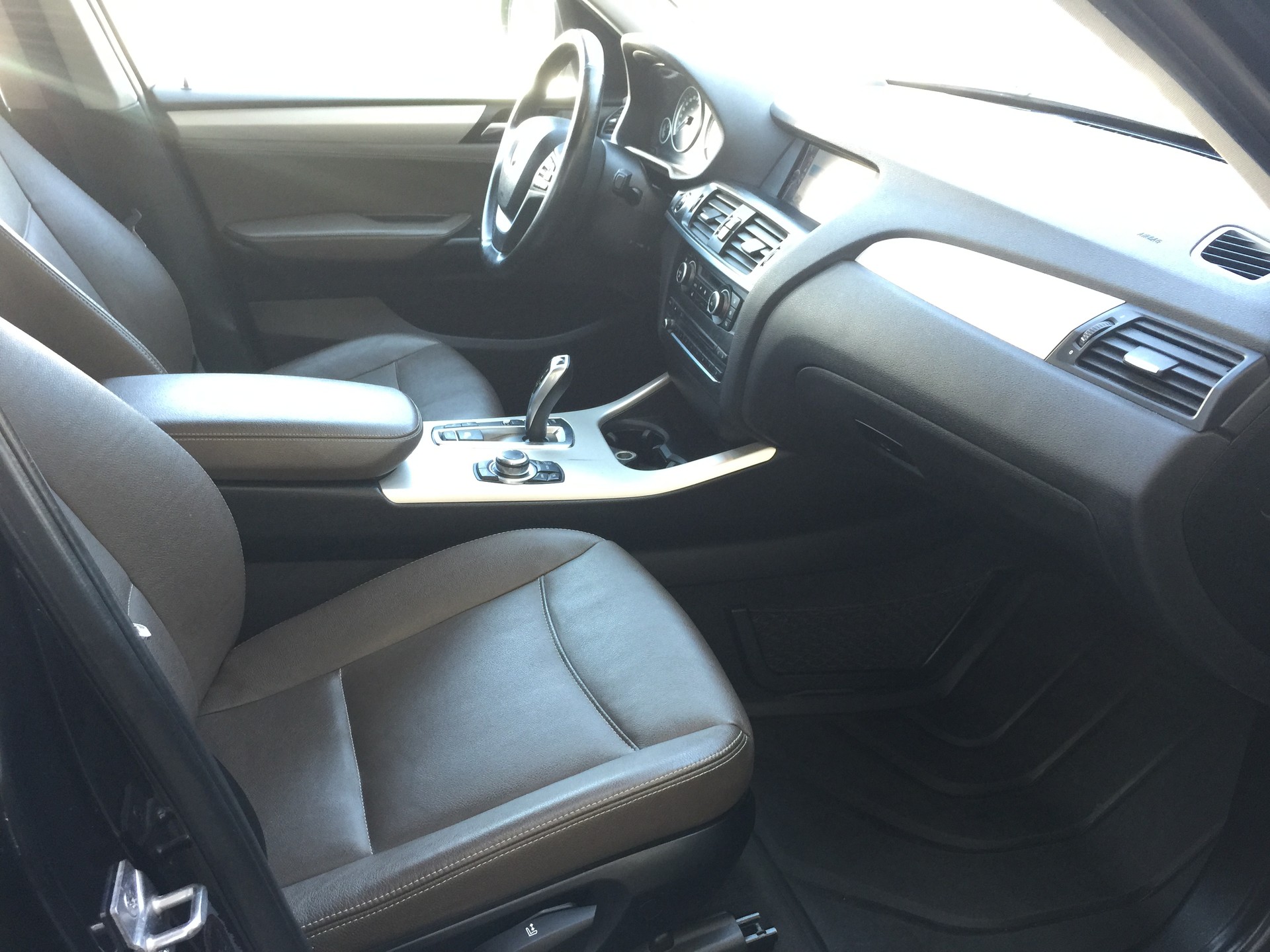 BMW X3 xDrive 20i Steptronic-image-9