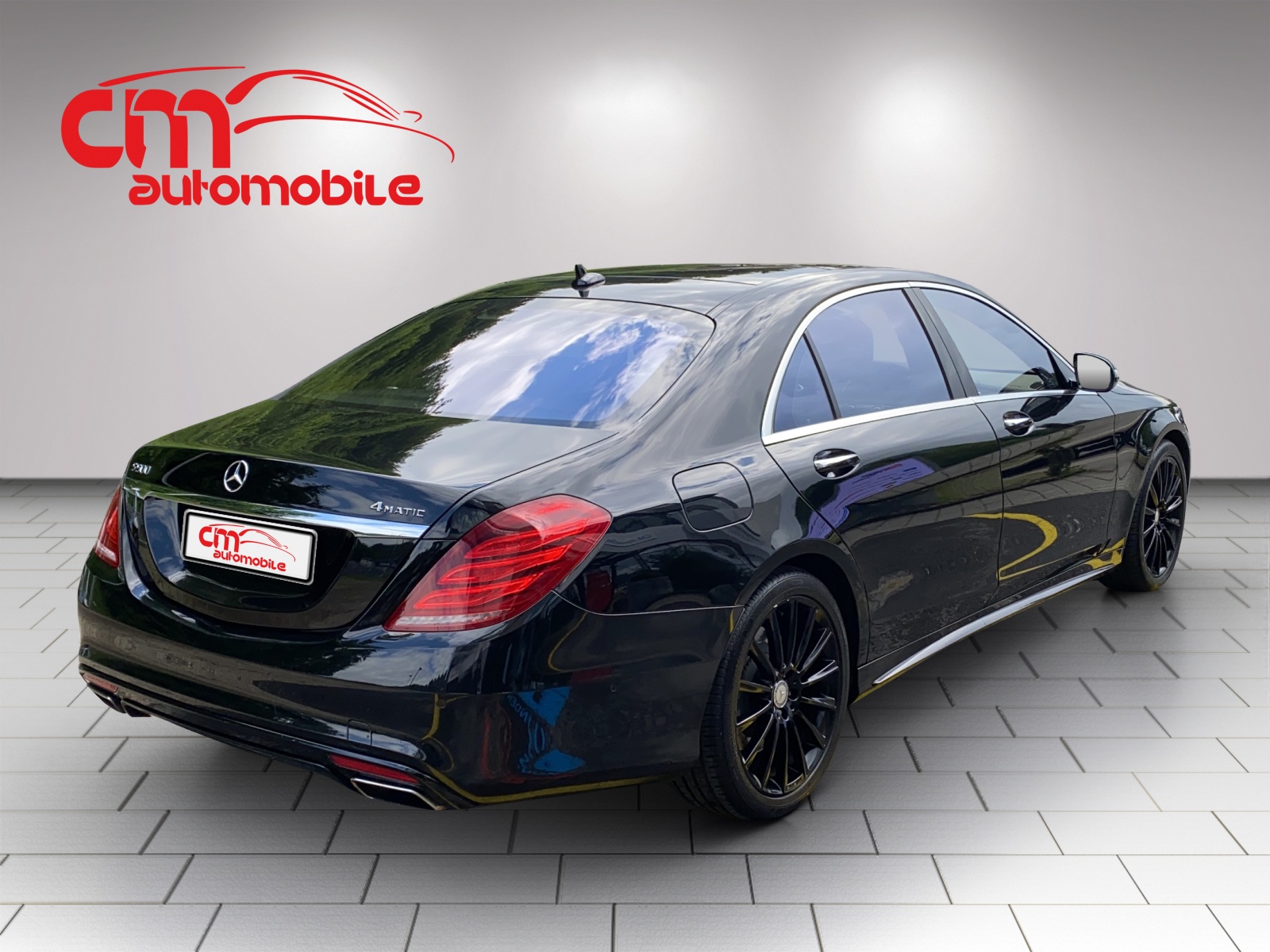 MERCEDES-BENZ S 500 4Matic 7G-Tronic-showroom-element-2