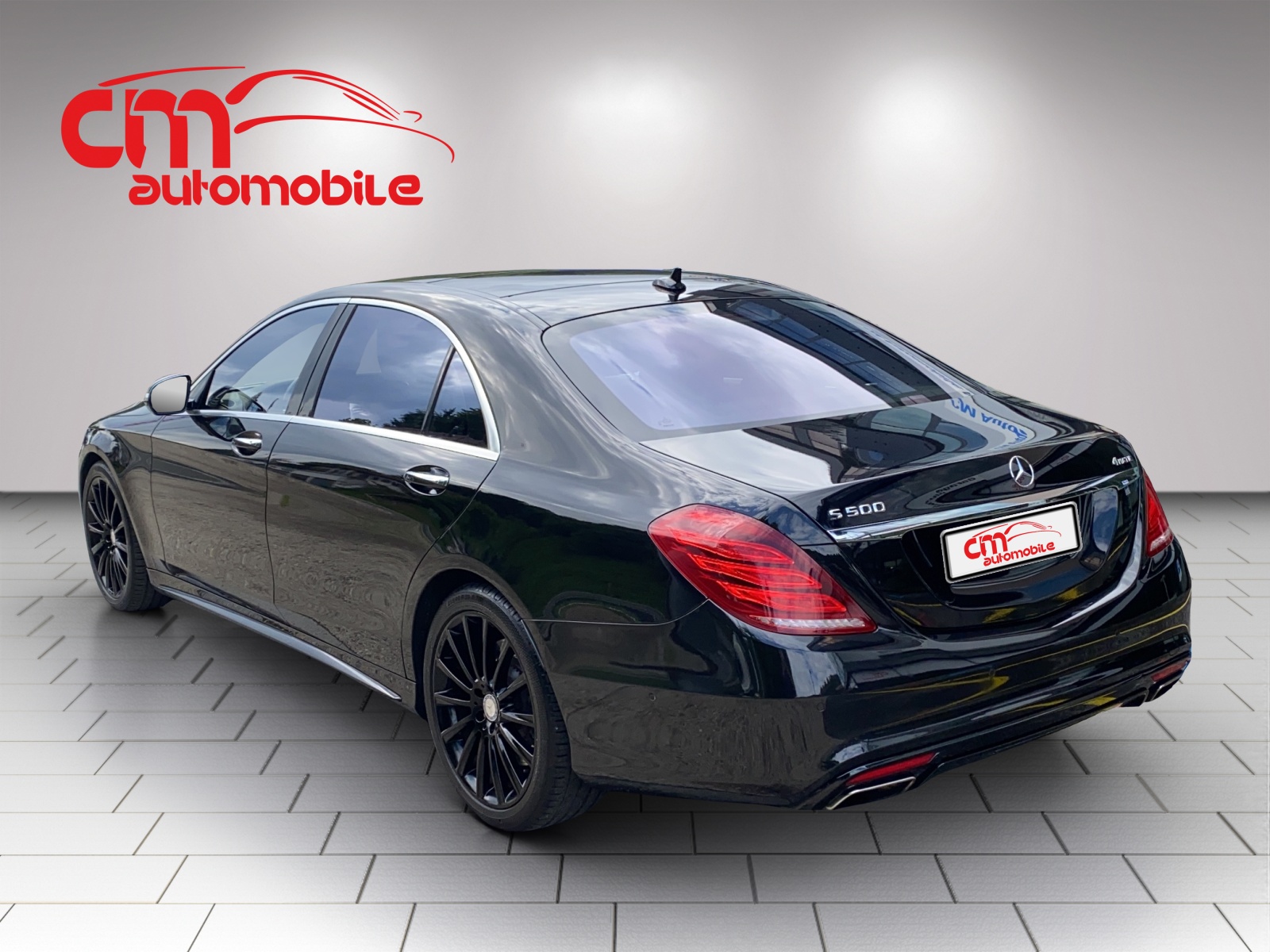 MERCEDES-BENZ S 500 4Matic 7G-Tronic-showroom-element-1