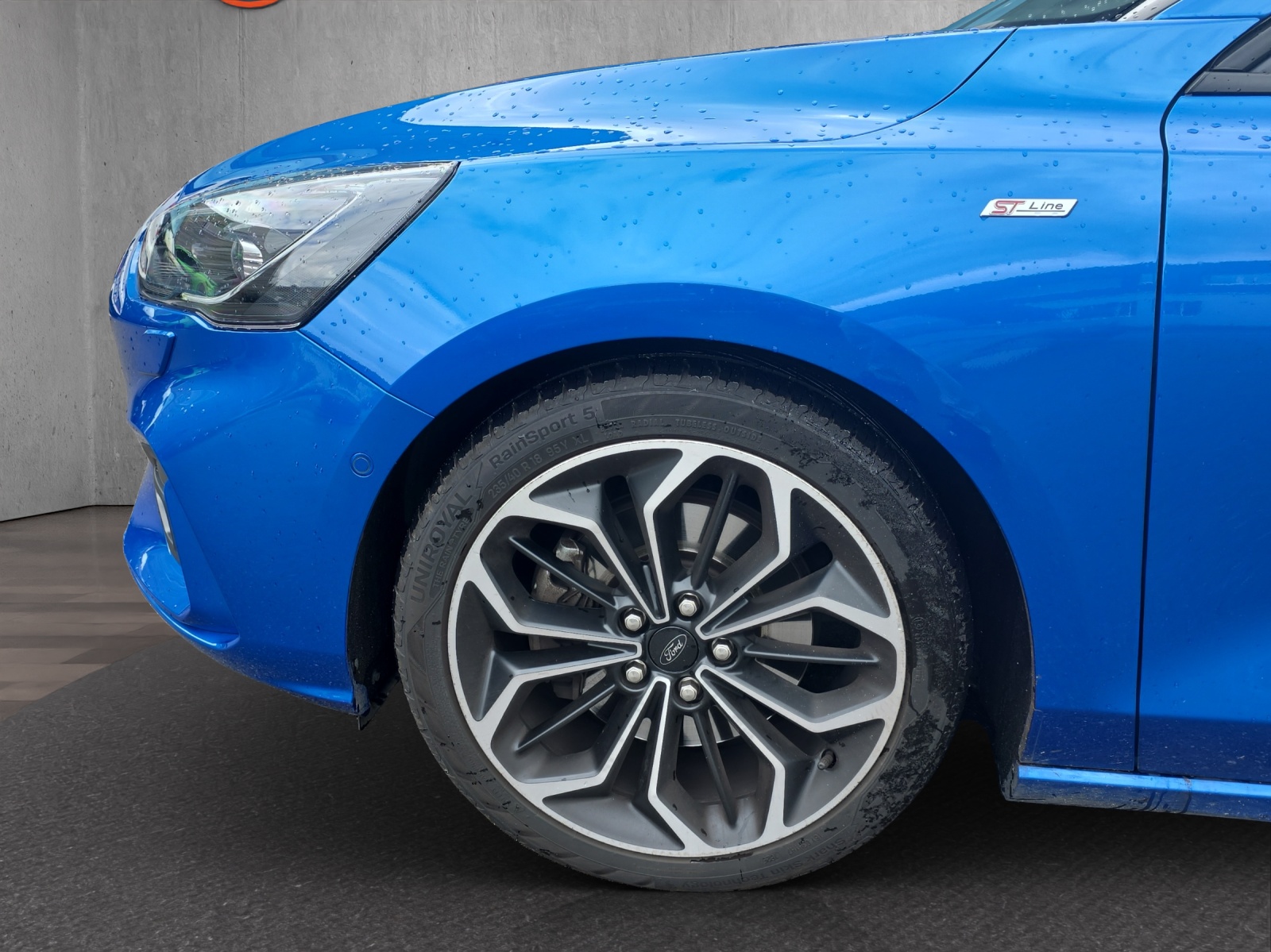FORD Focus 1.5 SCTi ST Line Automatic-image-14