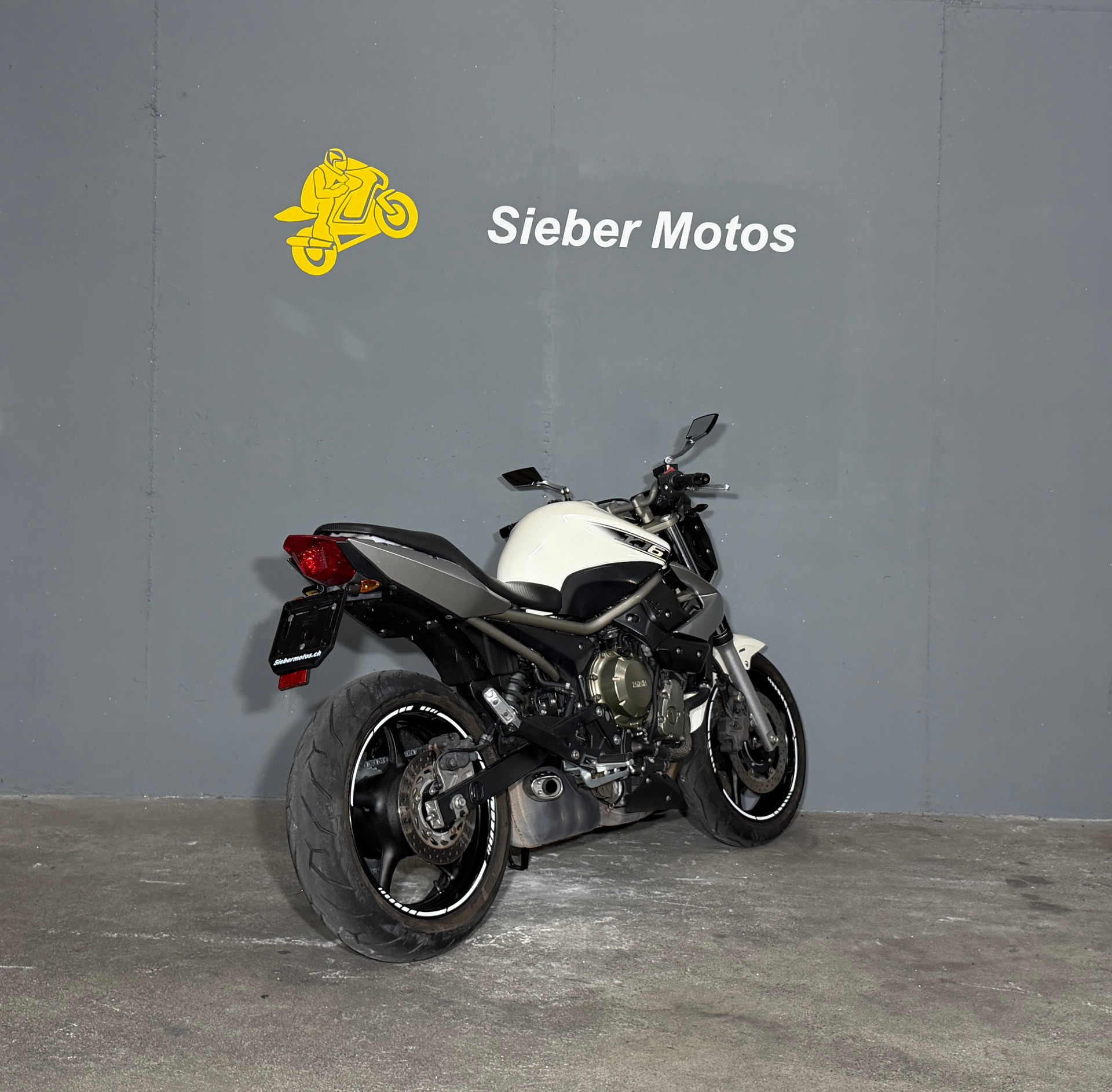 YAMAHA XJ6N ABS-image-3