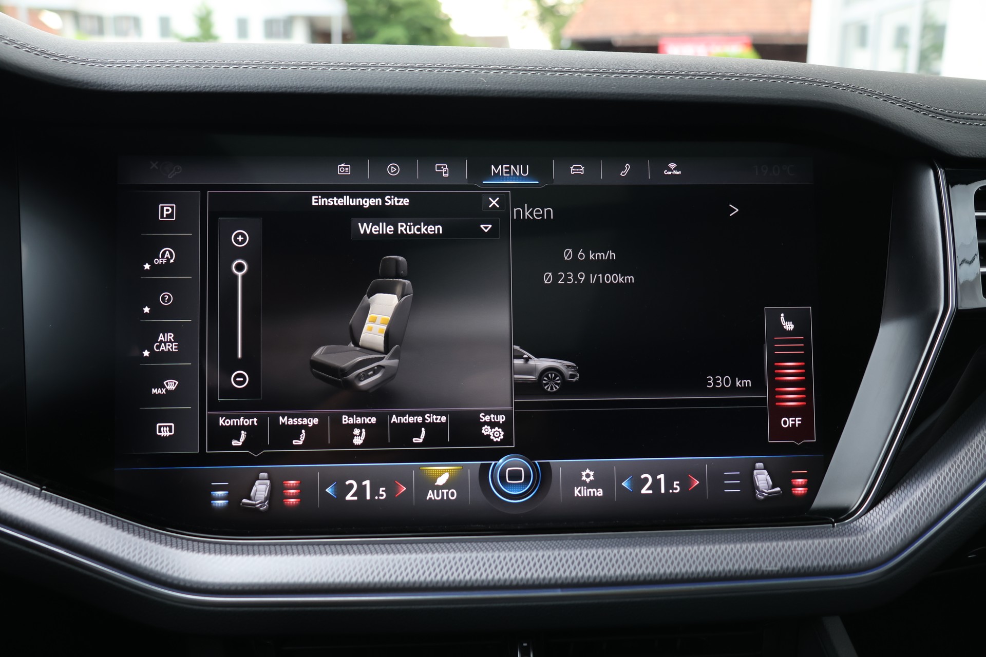 VW Touareg 3.0 TDI R Line Tiptronic "BlackStyle" + 3.5T AHK-image-28