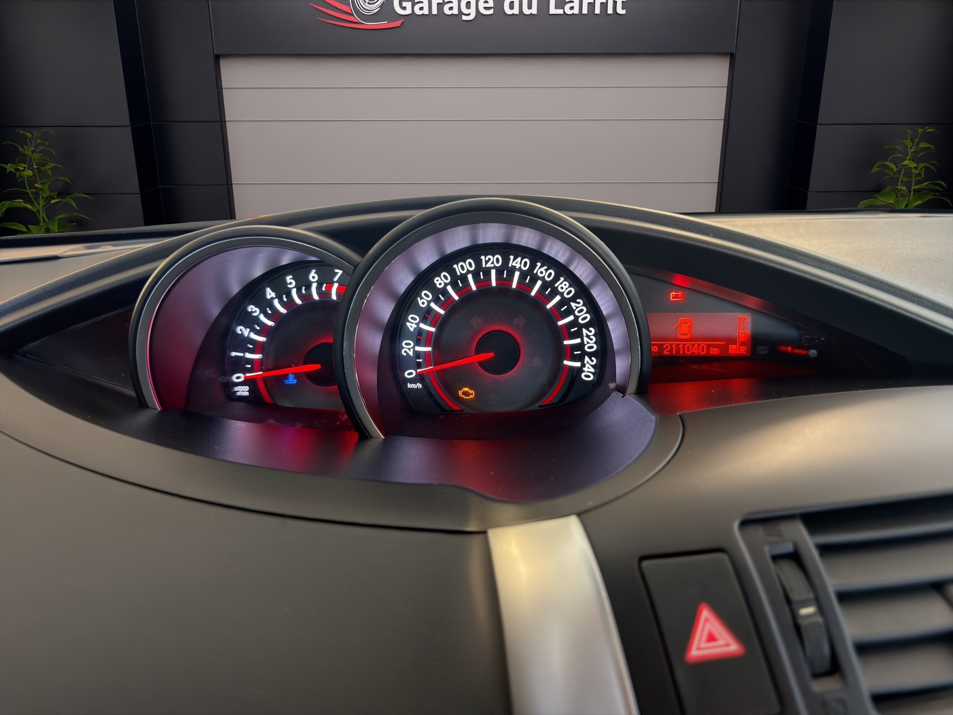 TOYOTA Verso 1.8 Sol Multidrive S-image-10