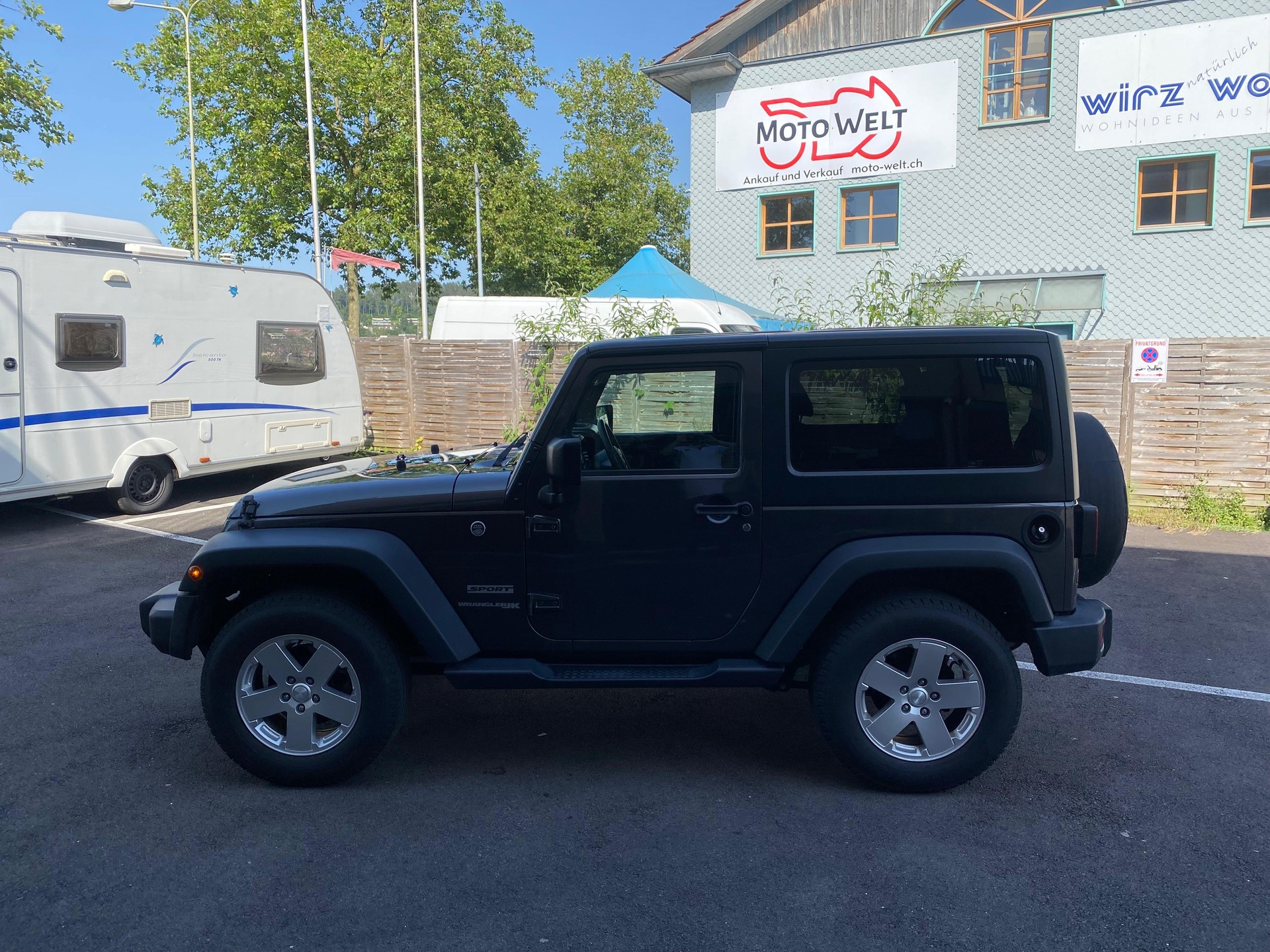JEEP Wrangler 2.8 CRD Sport Automatic softtop-showroom-element-3