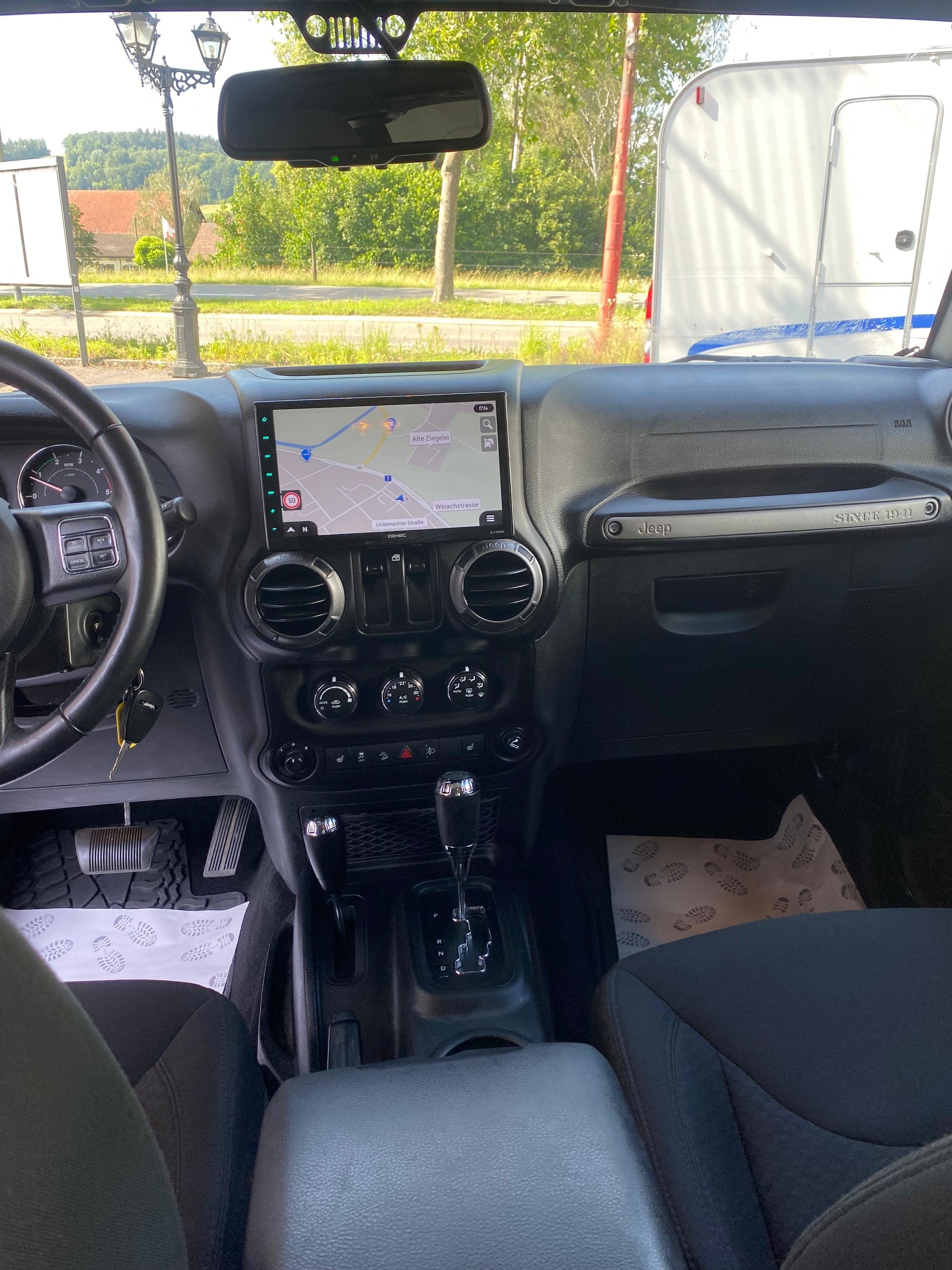 JEEP Wrangler 2.8 CRD Sport Automatic softtop-image-10