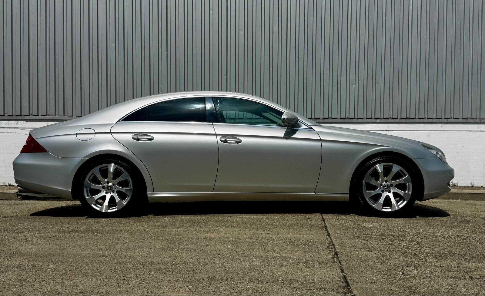 MERCEDES-BENZ CLS 500 7G-Tronic