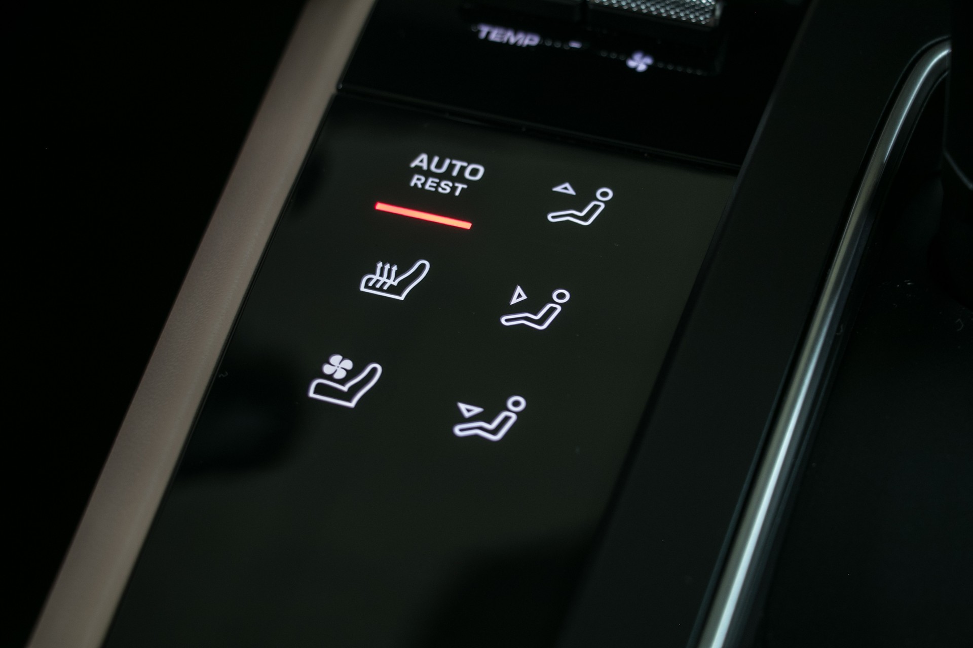 PORSCHE Macan S PDK-image-10