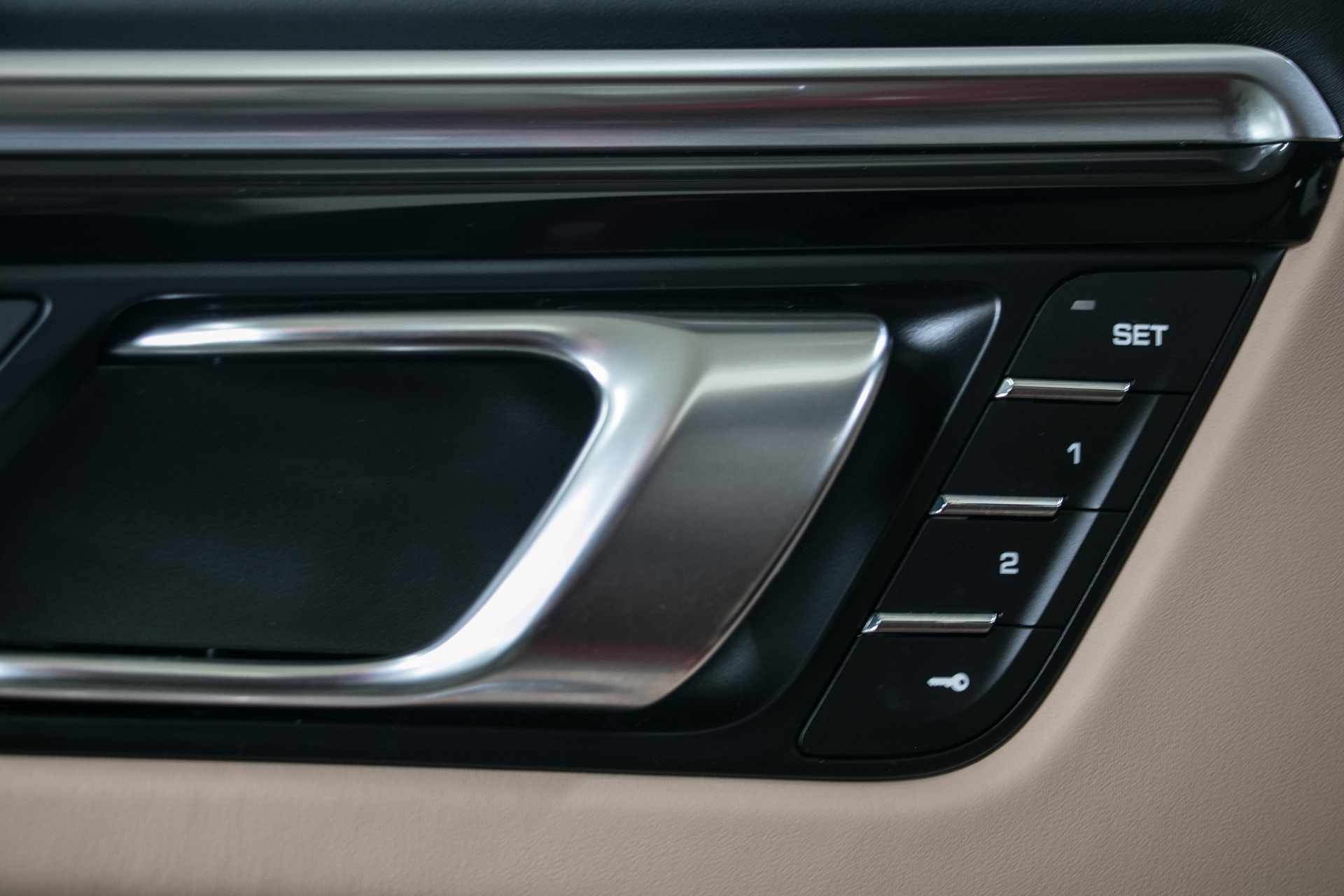 PORSCHE Macan S PDK-image-13
