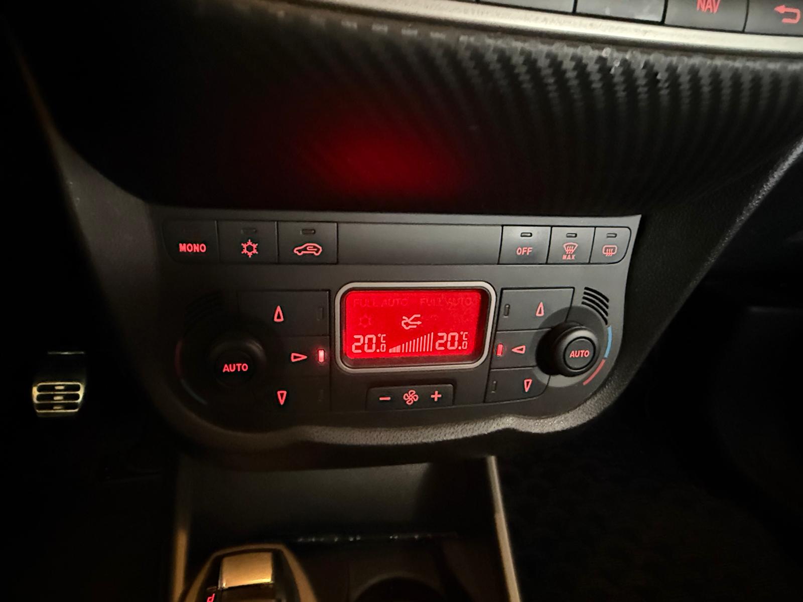 ALFA ROMEO MiTo 1.4 TB Quadrifoglio Verde-image-19