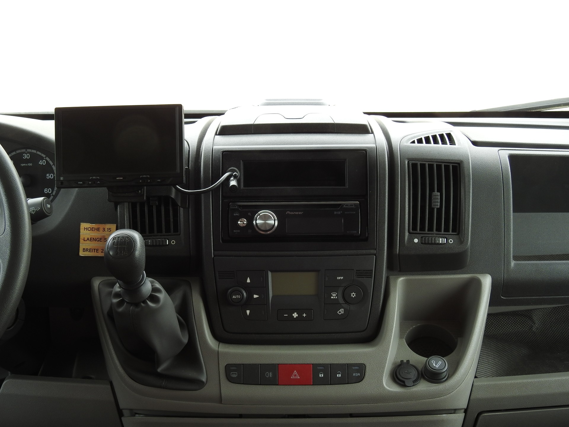 FIAT Dethleffs Globe R-image-11