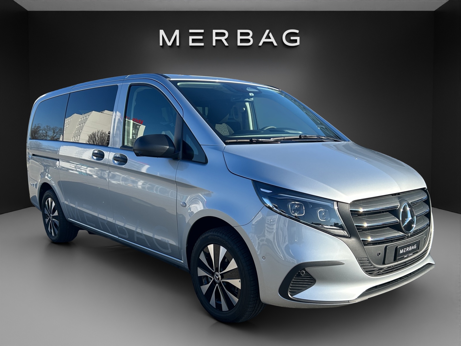 MERCEDES-BENZ Vito 116 CDI Lang Select Tourer 4Matic 9G-Tronic-image-5