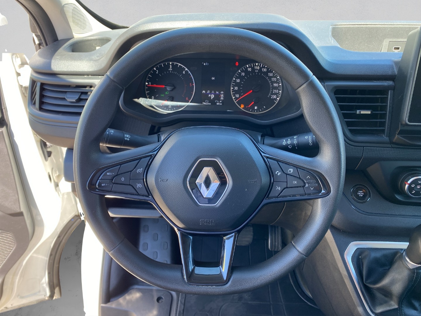 RENAULT Trafic 2.0 Blue dCi 150 Advance L1H1 EDC EN-image-7