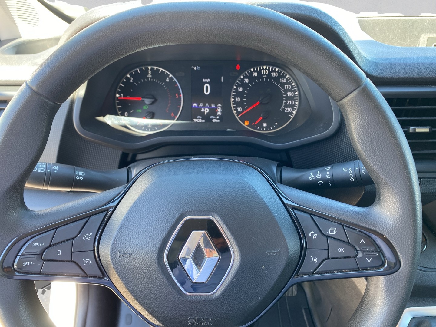 RENAULT Trafic 2.0 Blue dCi 150 Advance L1H1 EDC EN-image-8