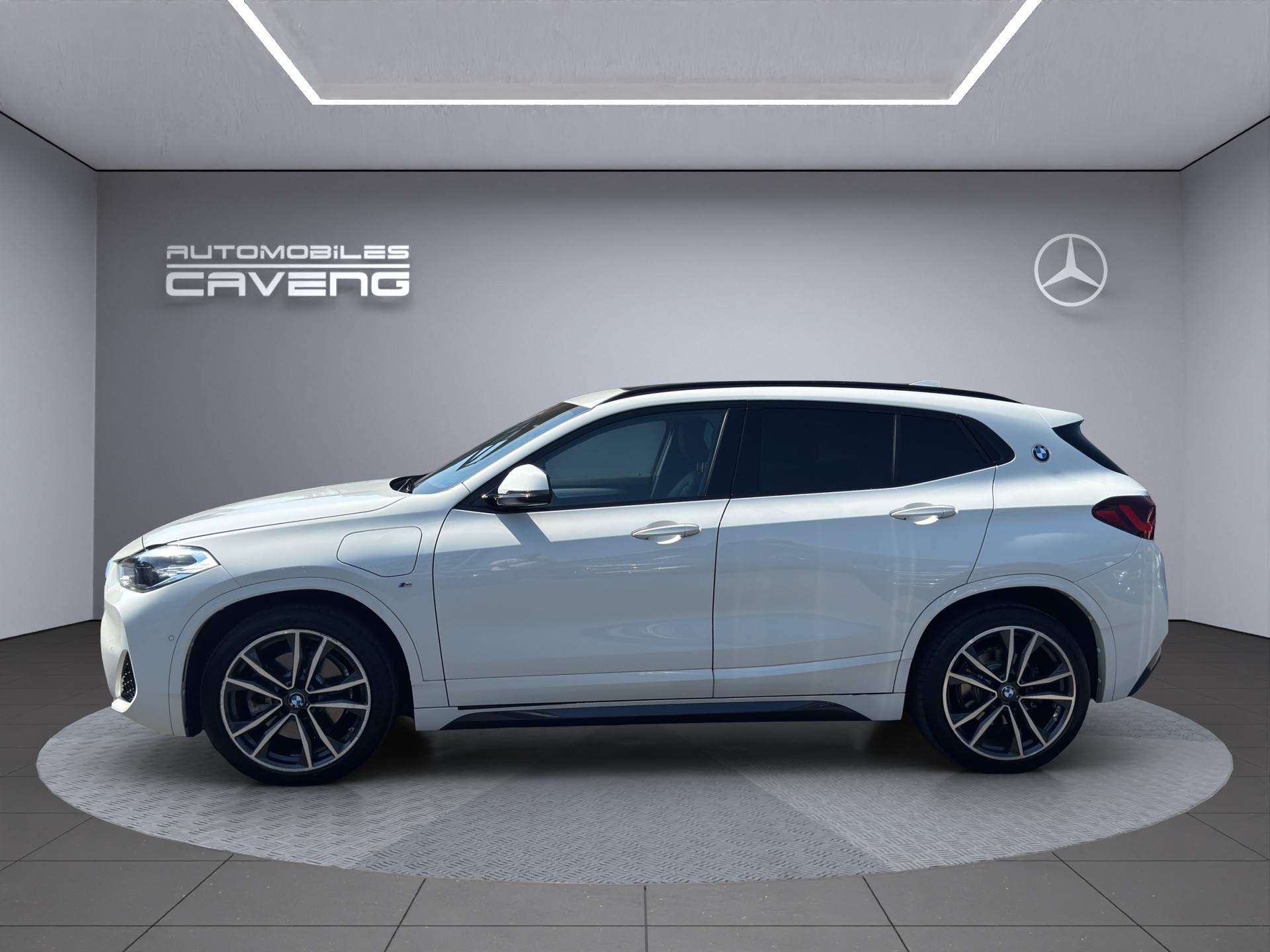BMW X2 xDrive 25e M Sport Steptronic-showroom-element-1