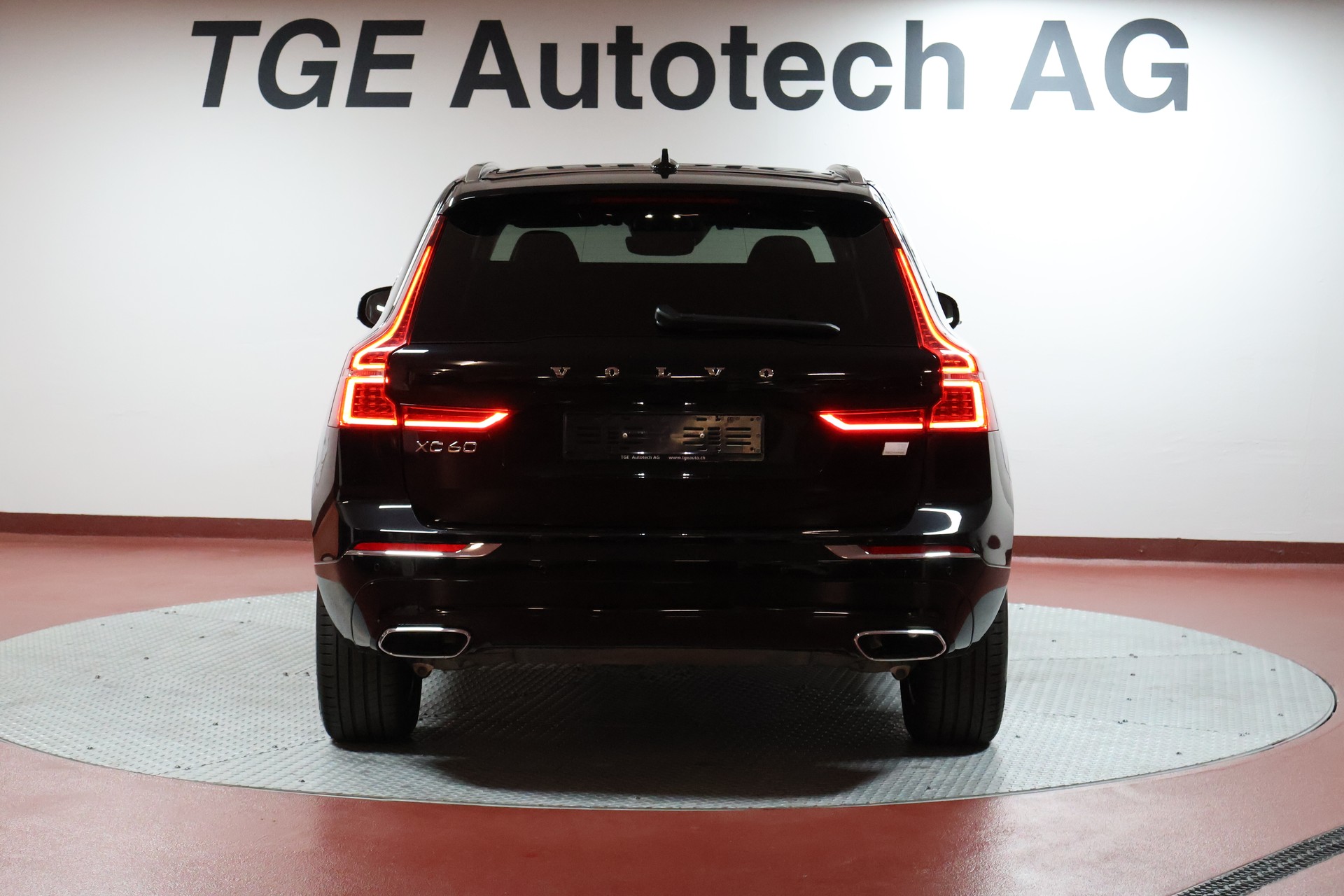 VOLVO XC60 T8 eAWD Inscription Expression Geartronic-image-20