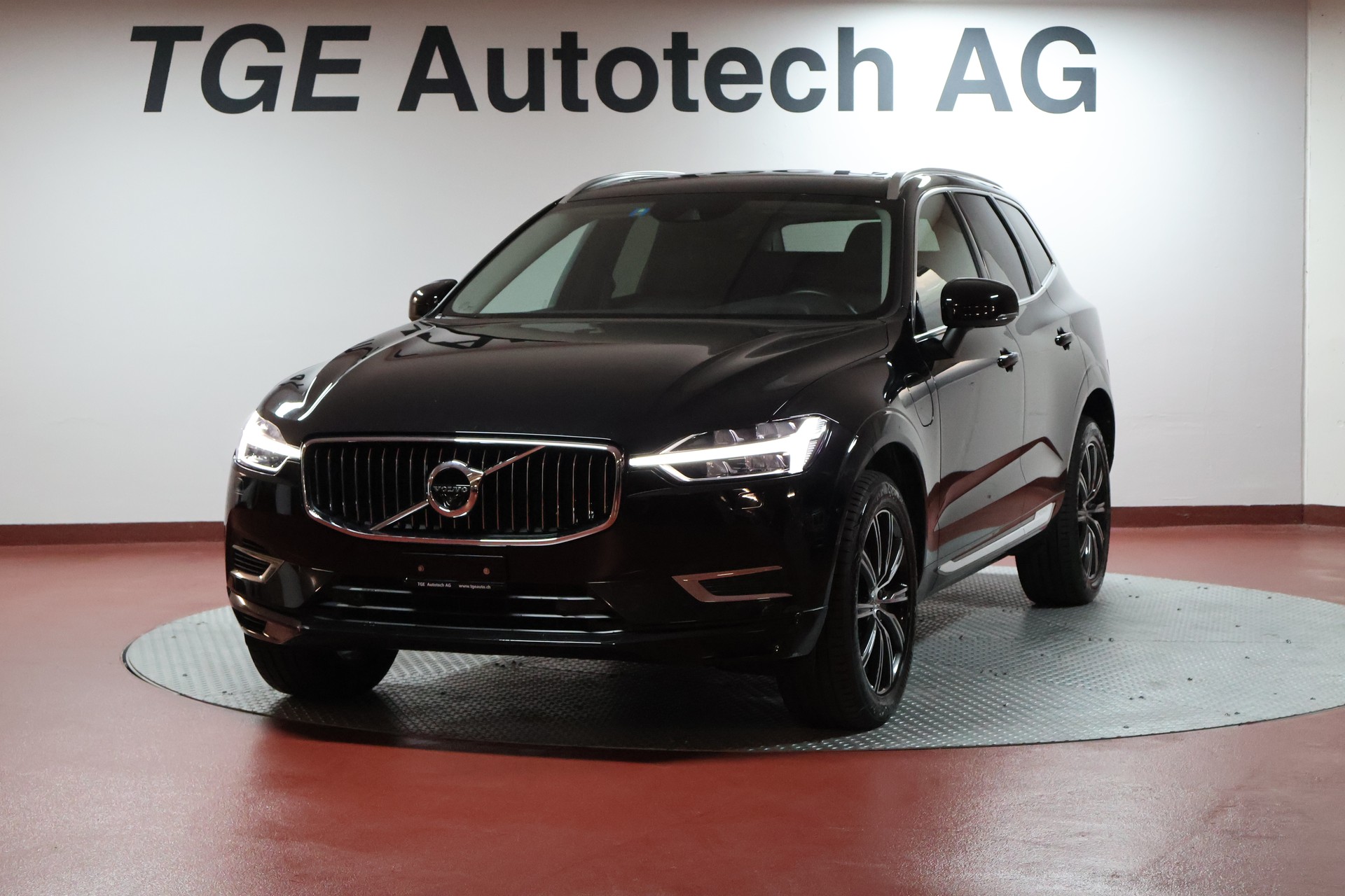 VOLVO XC60 T8 eAWD Inscription Expression Geartronic