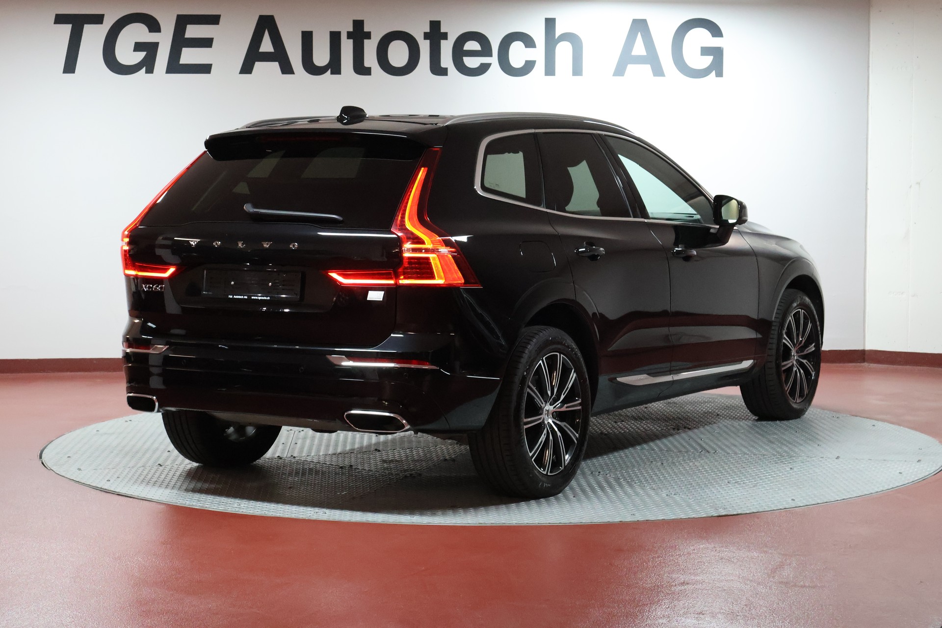 VOLVO XC60 T8 eAWD Inscription Expression Geartronic-image-19