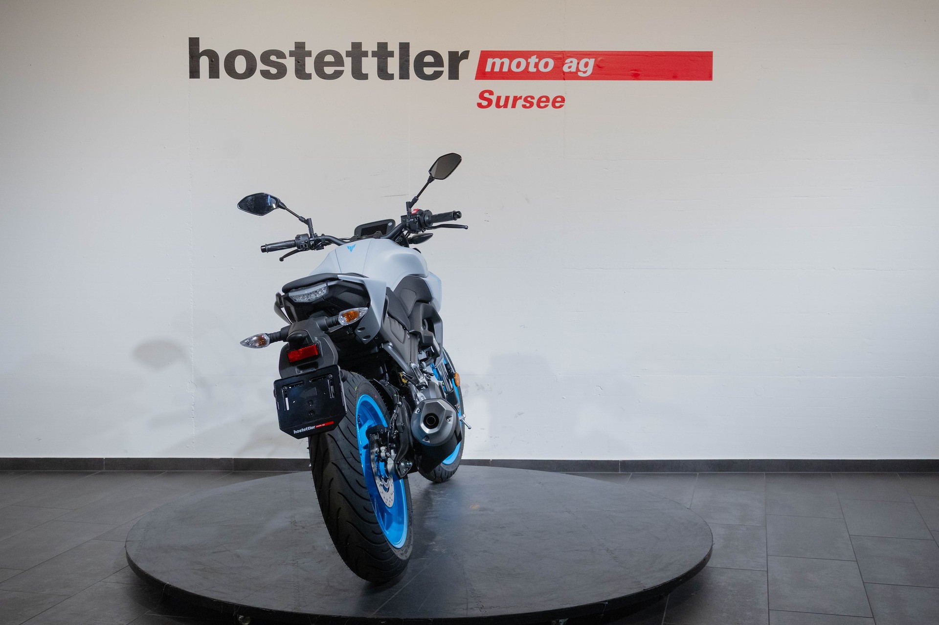 YAMAHA MT-125-showroom-element-3