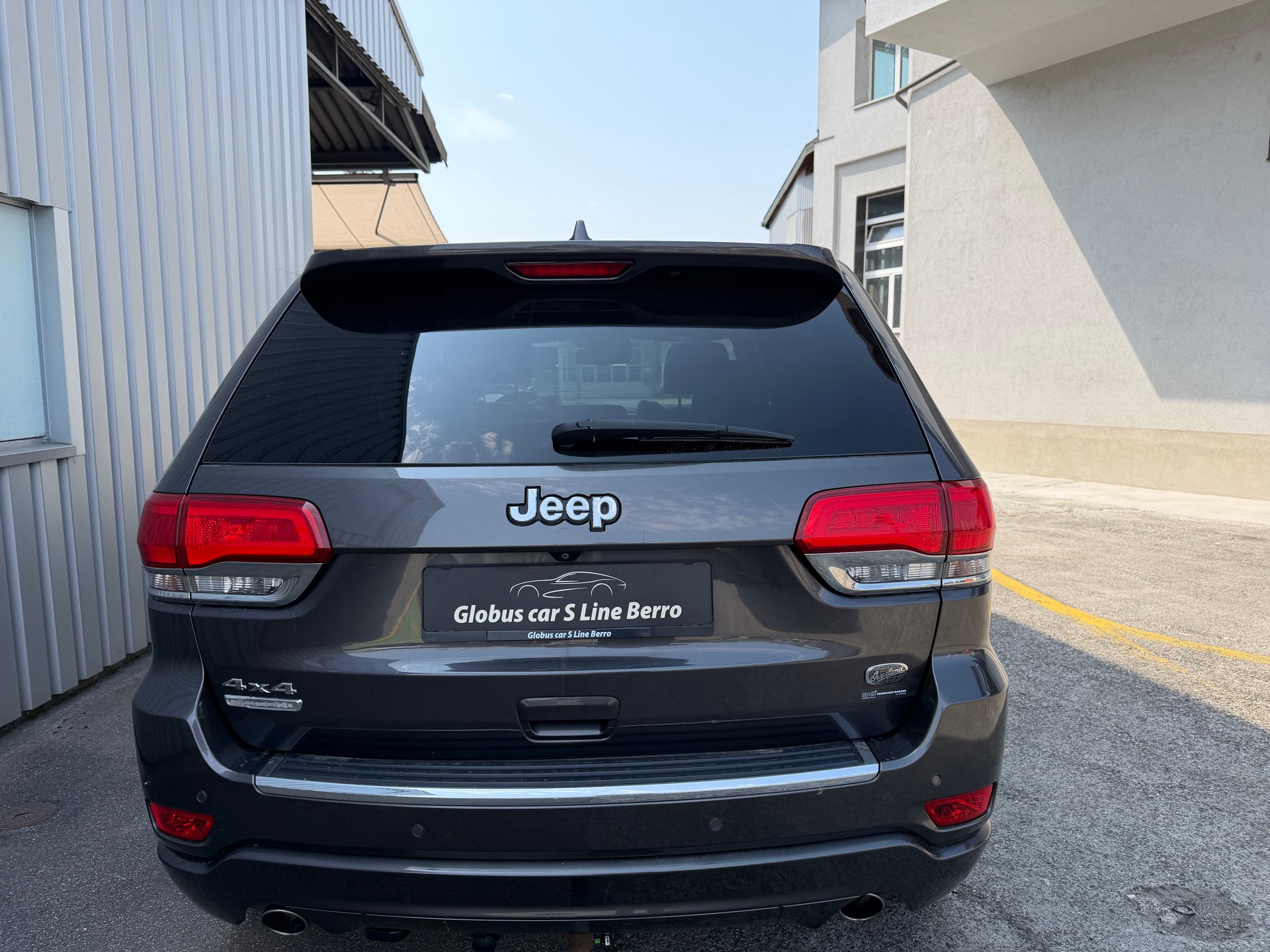 JEEP Grand Cherokee 3.0 CRD Limited Automatic-image-3