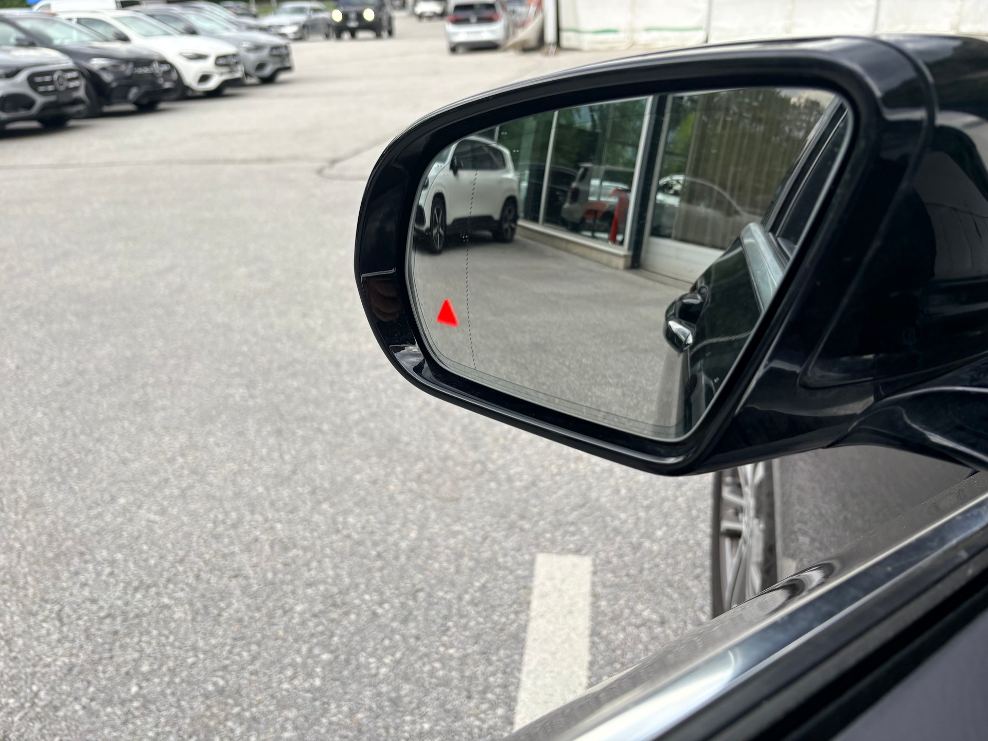 MERCEDES-BENZ E 200 T 4Matic Avantgarde 9G-Tronic-image-15
