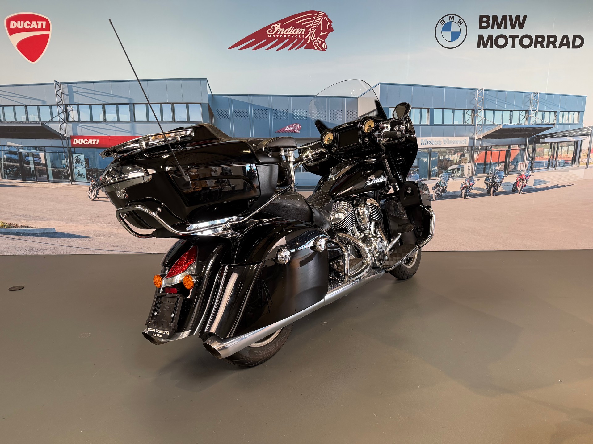 INDIAN Roadmaster-image-4