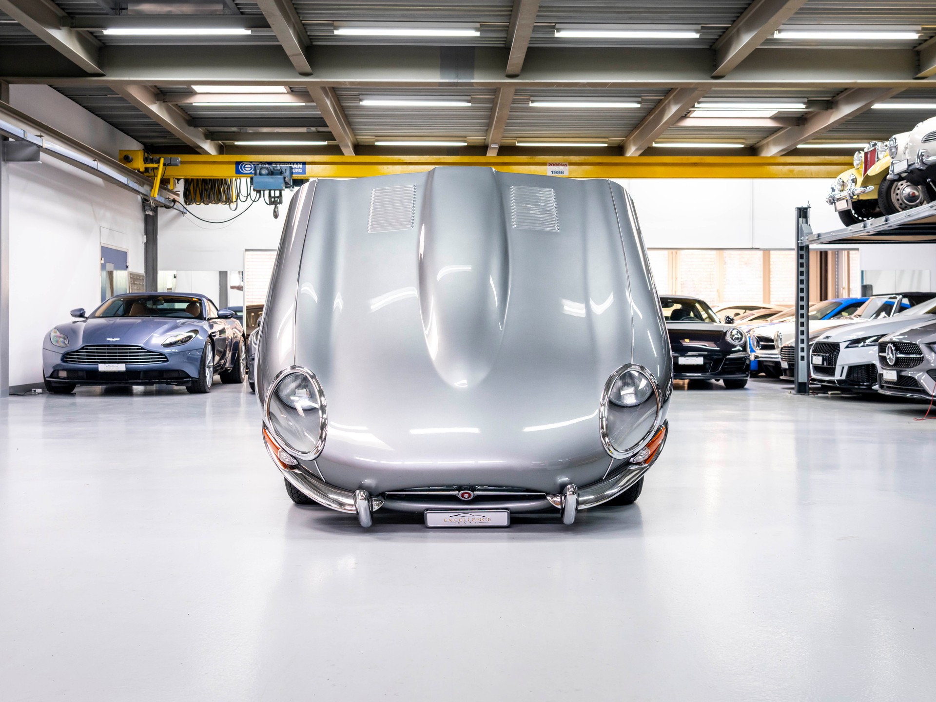 JAGUAR E-Type 4.2 Cpe Serie 1-showroom-element-3