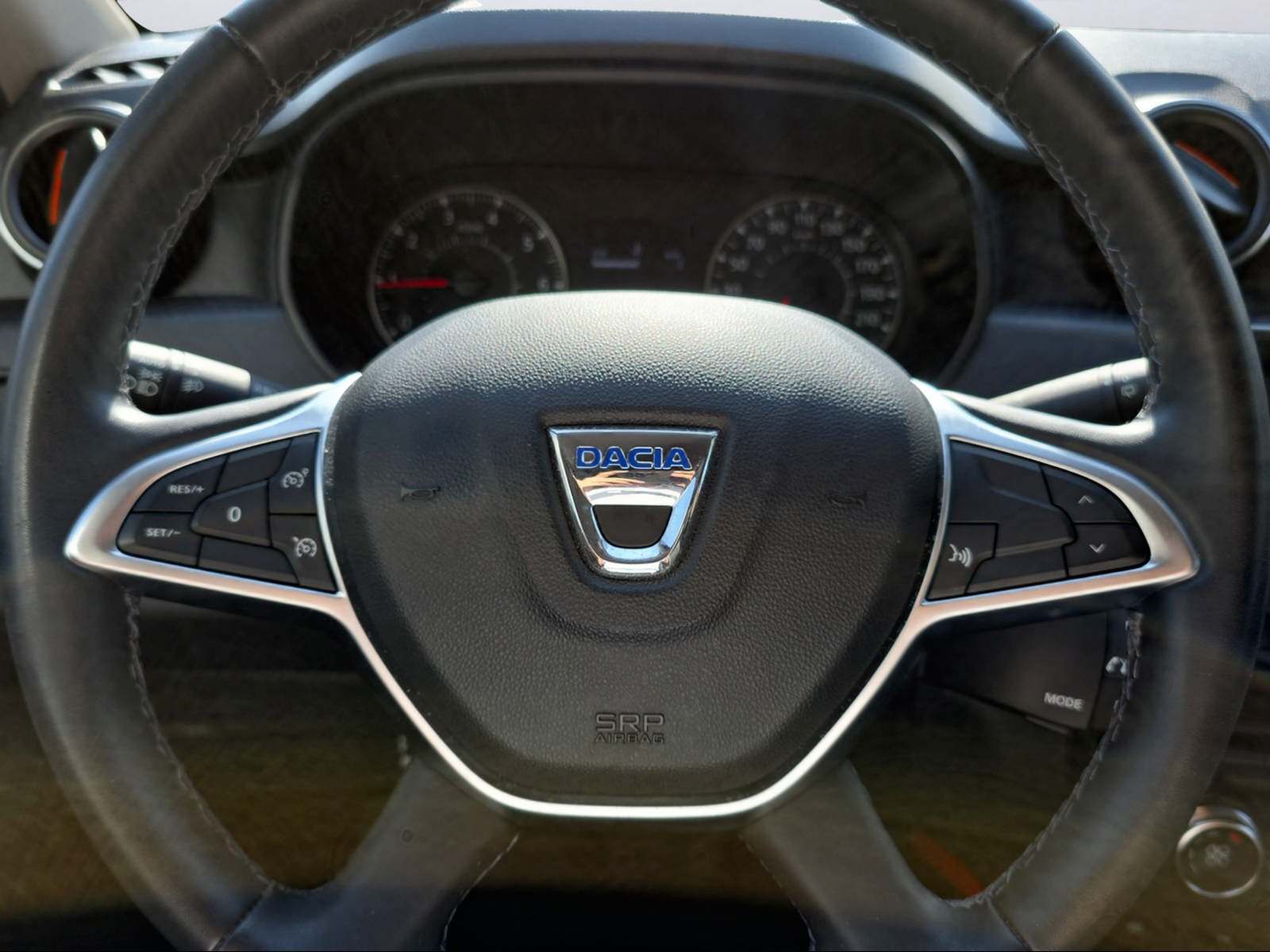 DACIA Duster 1.3 TCe 150 Extreme EDC-image-11