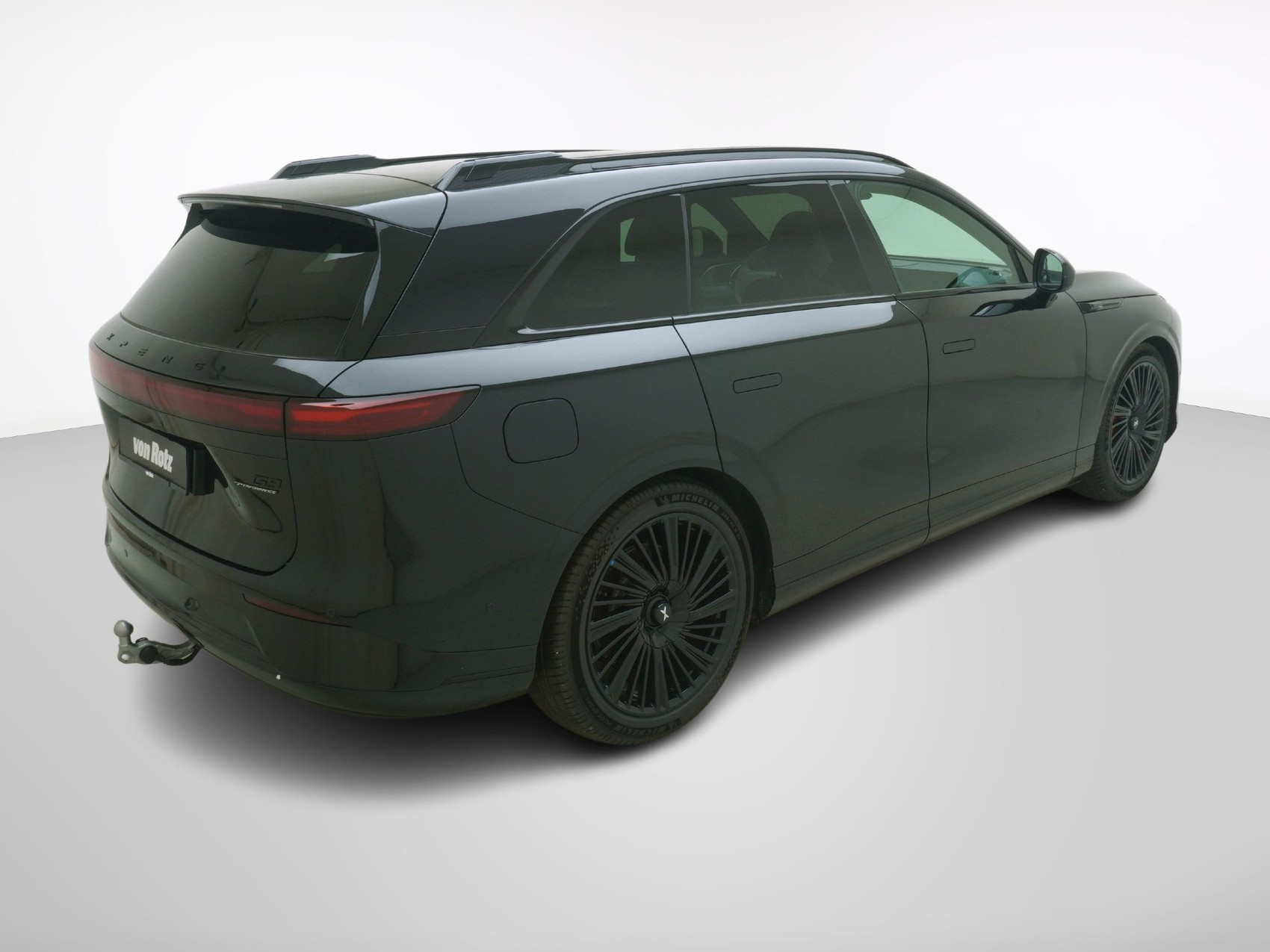 XPENG G9 Performance Black Edition AWD-image-4