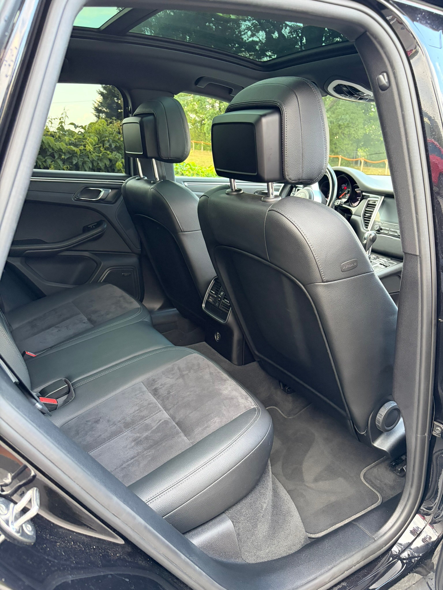 PORSCHE 2.0-image-6