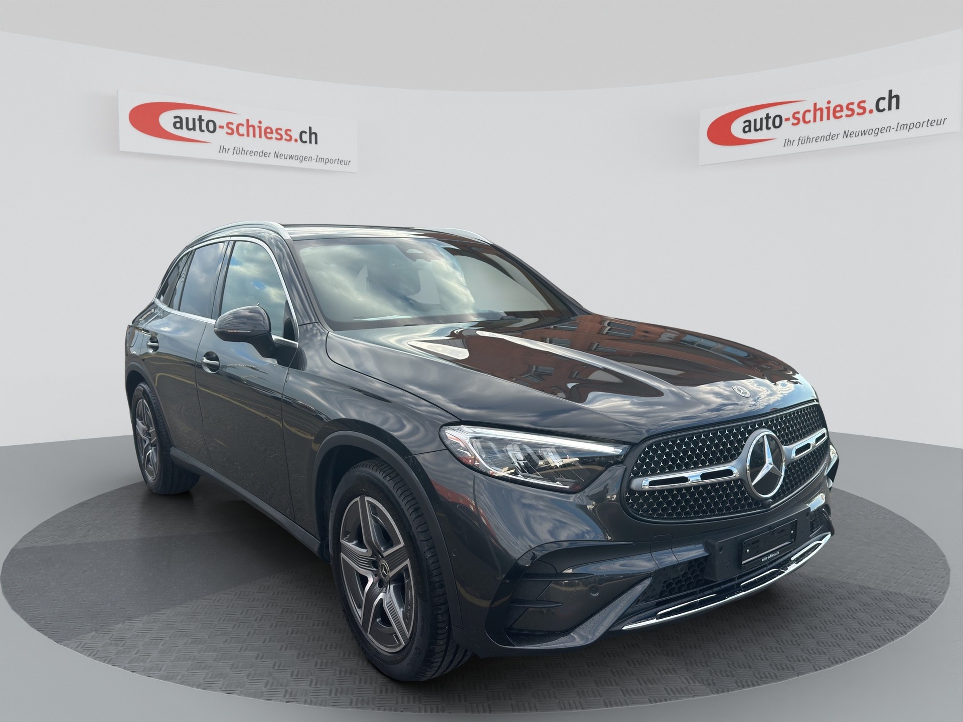 MERCEDES-BENZ 300 d 4MATIC AMG LINE