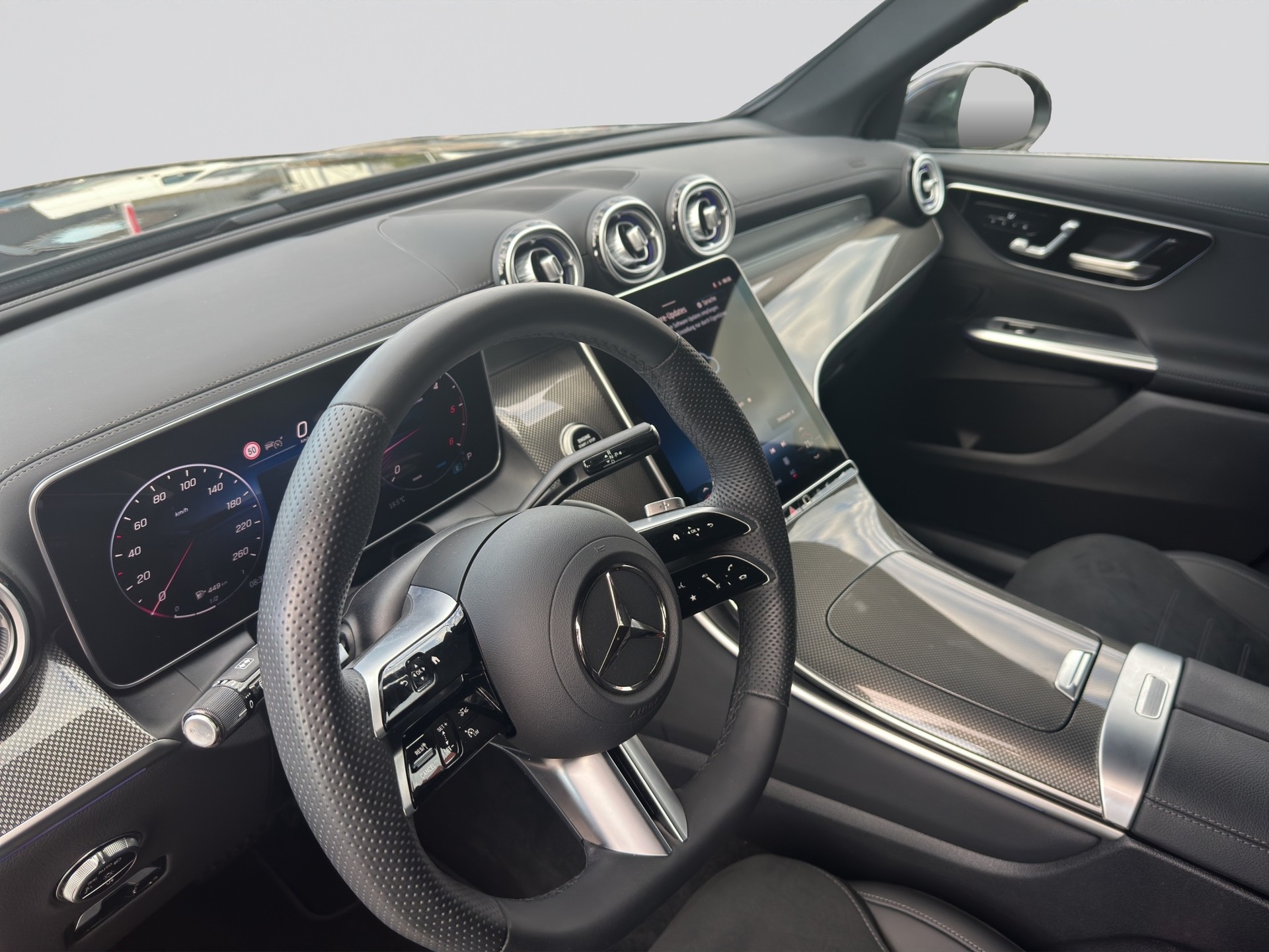 MERCEDES-BENZ 300 d 4MATIC AMG LINE-image-6