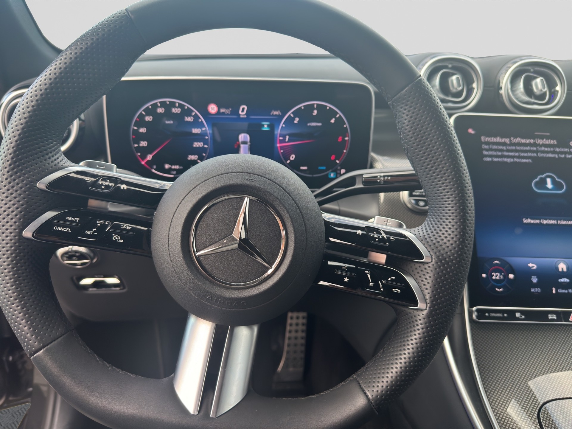 MERCEDES-BENZ 300 d 4MATIC AMG LINE-image-10