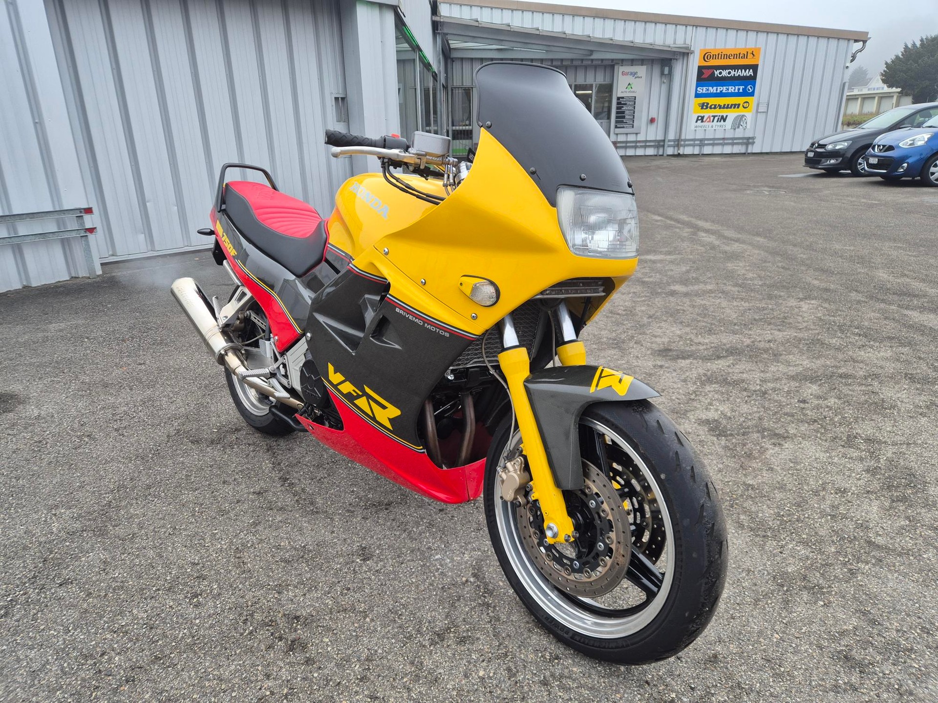 HONDA VFR 750 F J-image-6