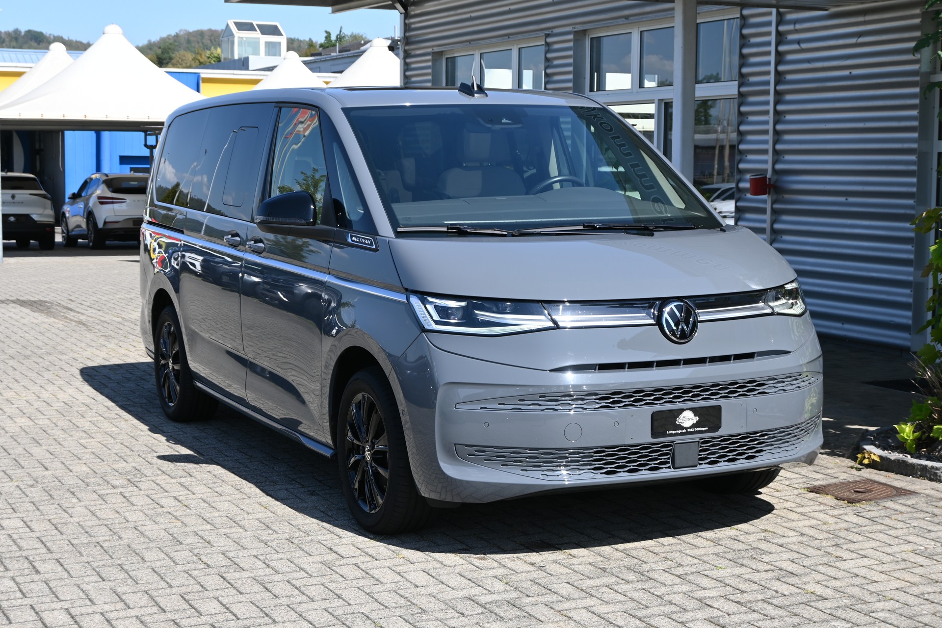 VW Multivan 2.0 TDI Style DSG Lang 7-Plätzer + AHK 2000kg
