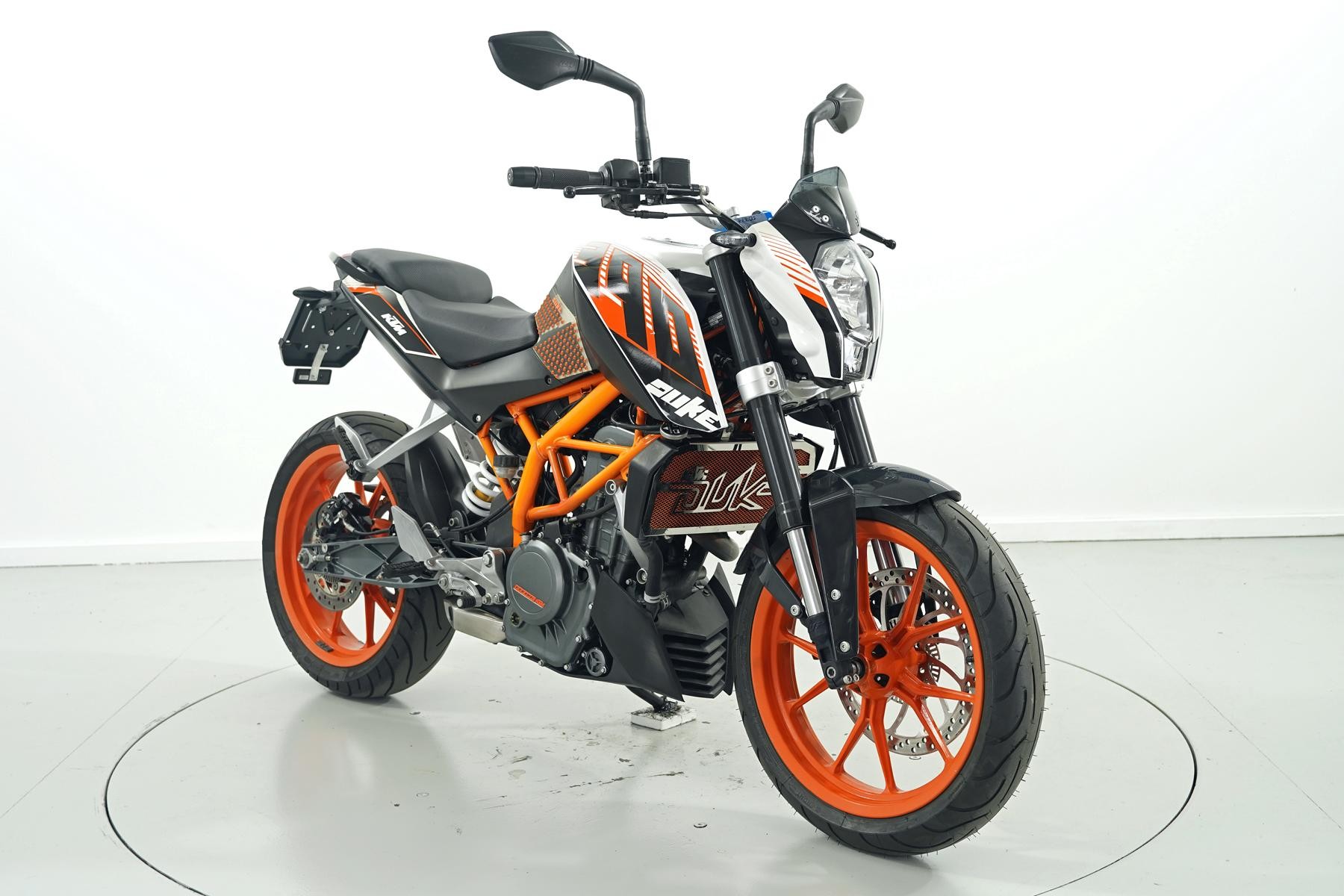 KTM 390 Duke ABS-image-1