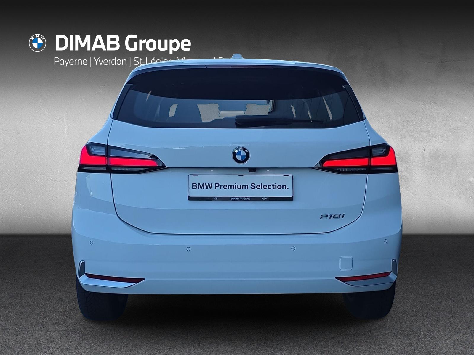 BMW 218i Active Tourer U06 (CH)-showroom-element-3