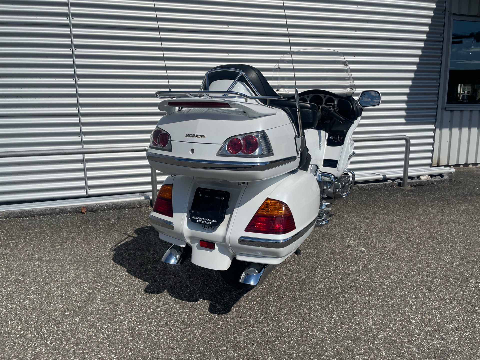 HONDA GL 1800 A Goldwing-image-8