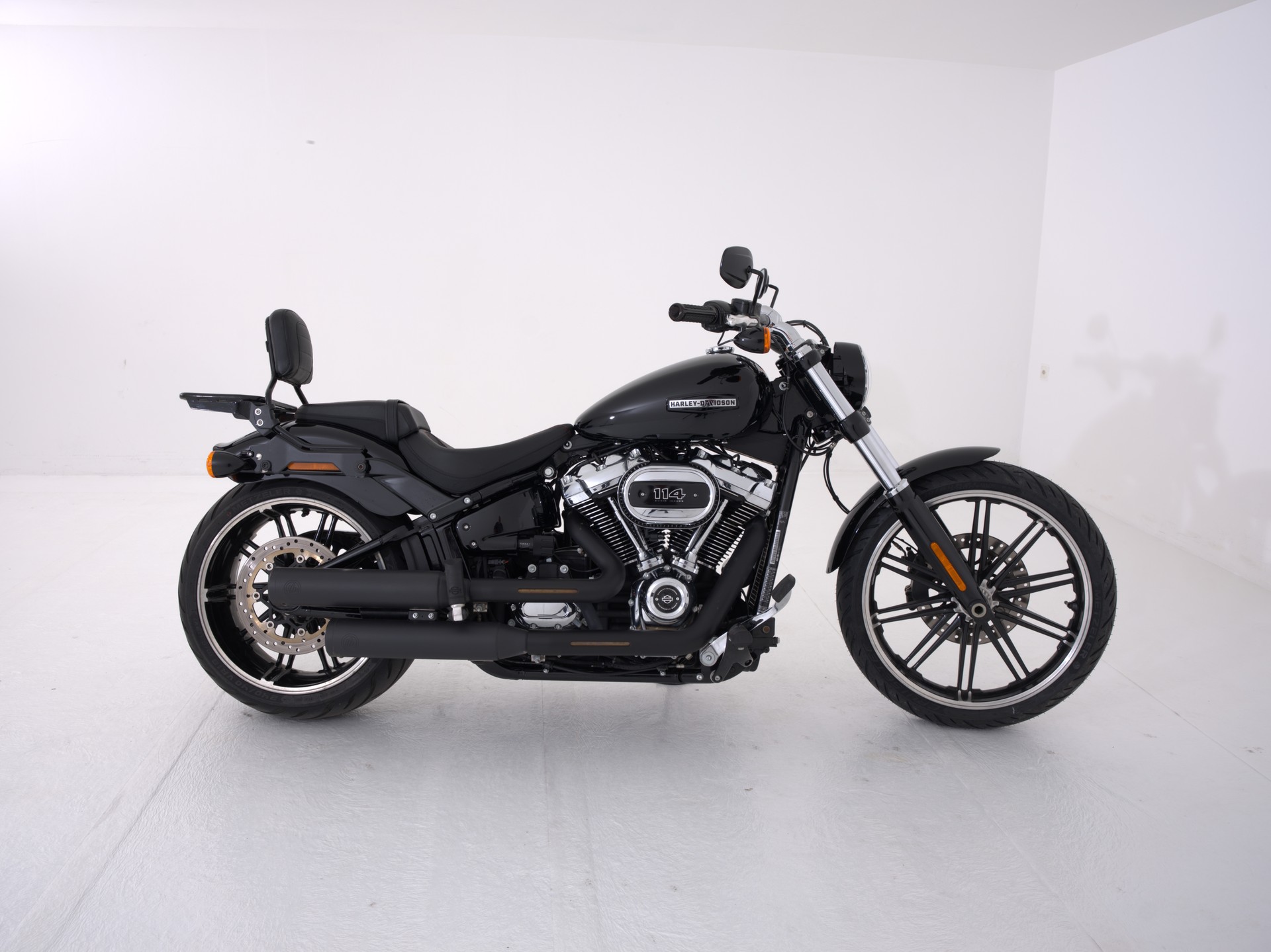 HARLEY-DAVIDSON FXBRS Breakout 114 ABS-image-1