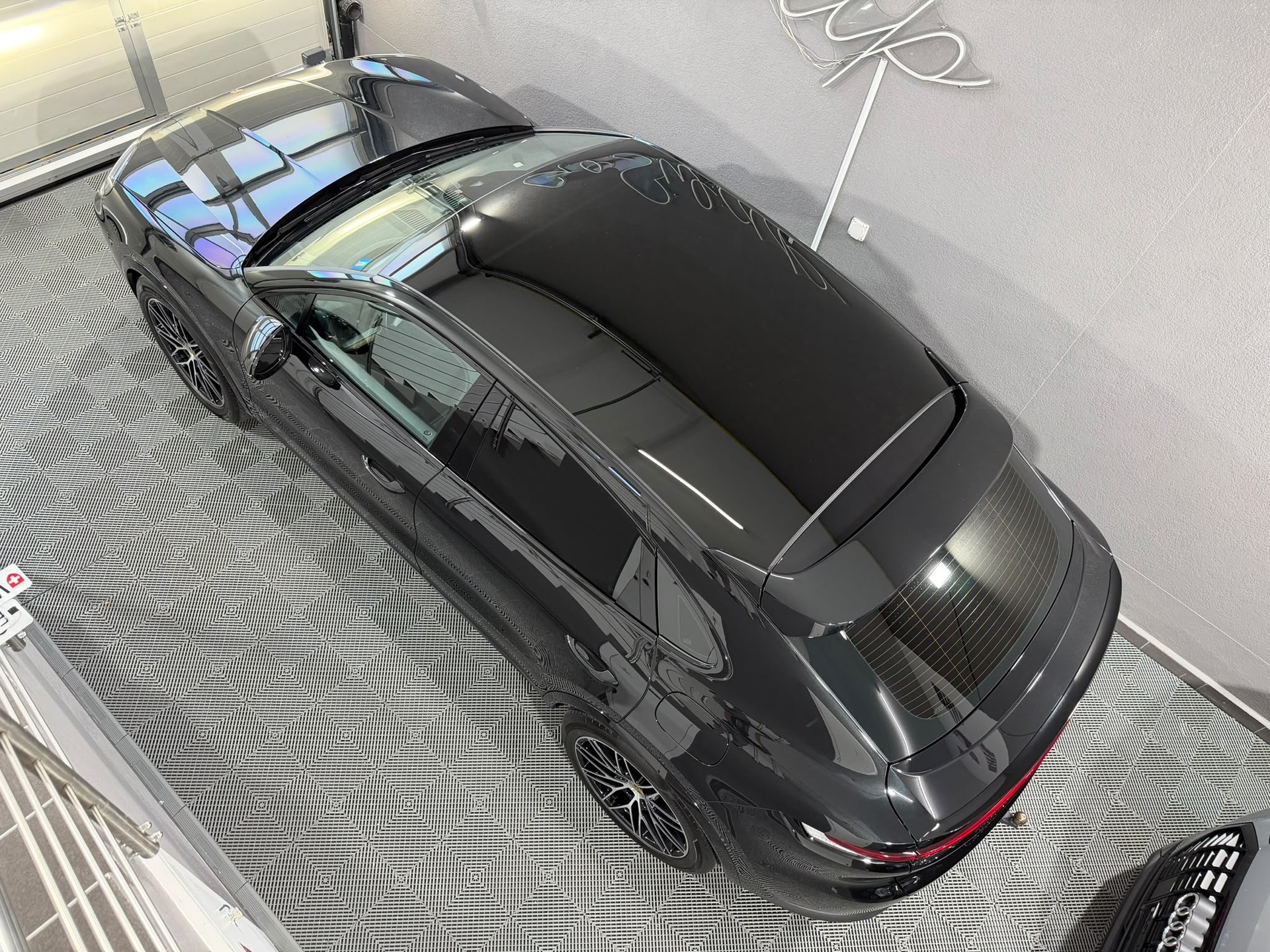 PORSCHE Cayenne Coupé E-Hybrid Tiptronic-showroom-element-3