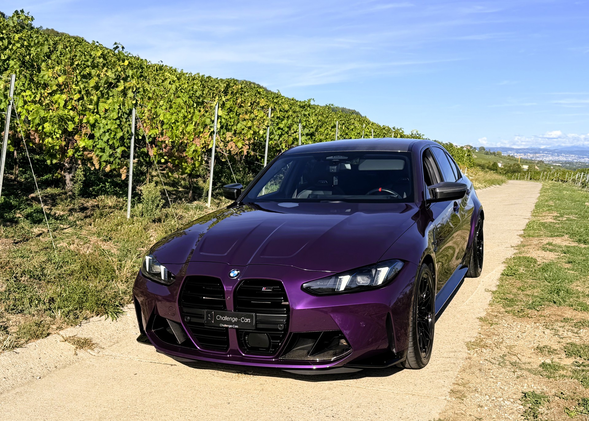BMW M3 Competition M xDrive-showroom-element-1