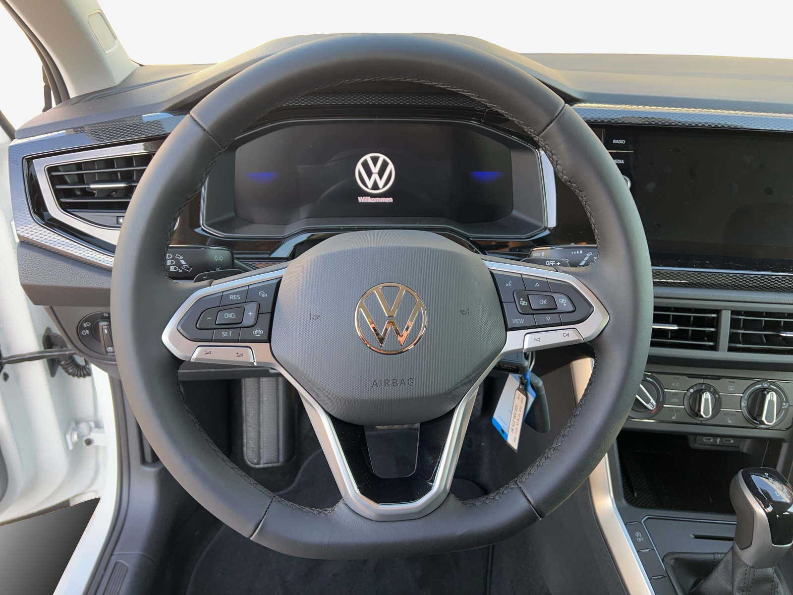 VW Polo 1.0 TSI Life DSG-image-9