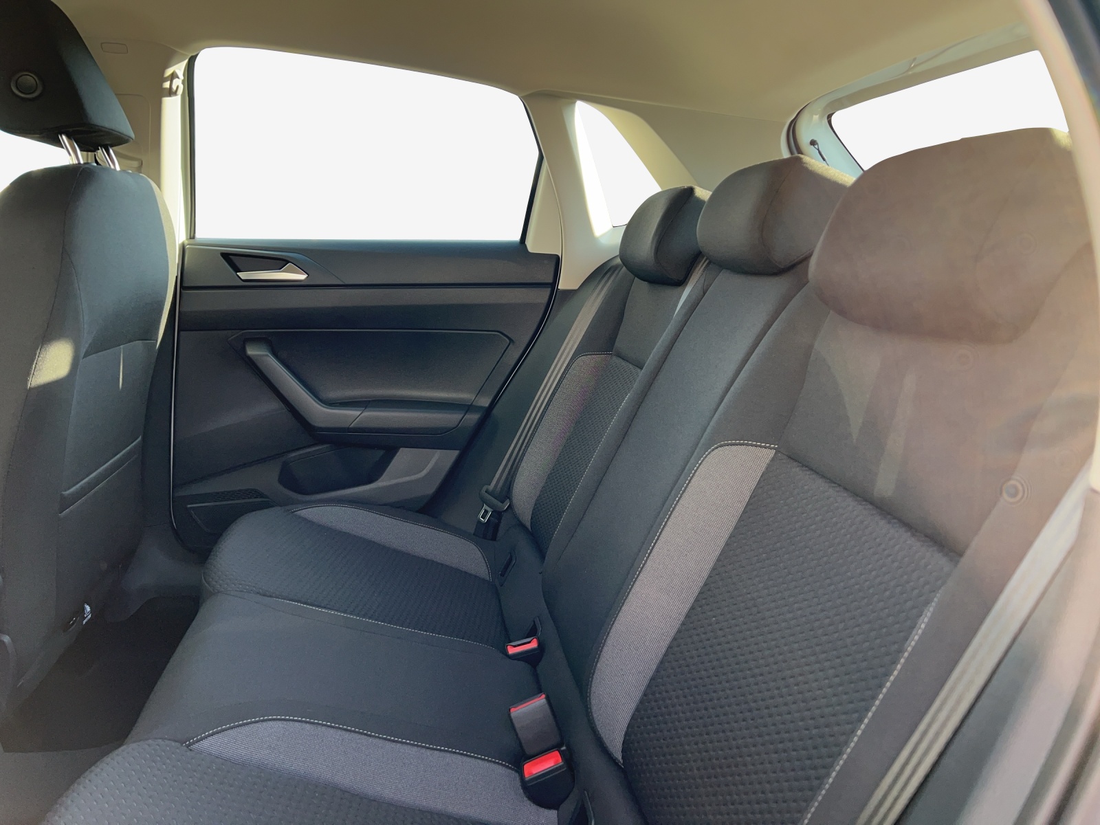VW Polo 1.0 TSI Life DSG-image-11