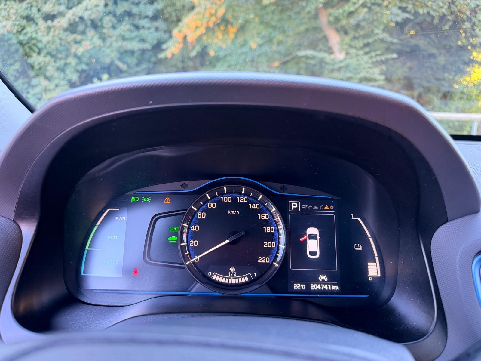 HYUNDAI Ioniq 1.6 GDi HEV Amplia DCT MFK-image-15