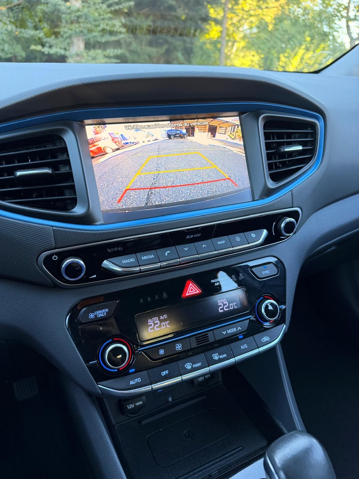 HYUNDAI Ioniq 1.6 GDi HEV Amplia DCT MFK-image-14