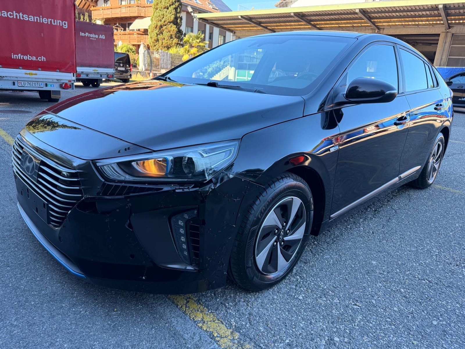 HYUNDAI Ioniq 1.6 GDi HEV Amplia DCT MFK-image-5