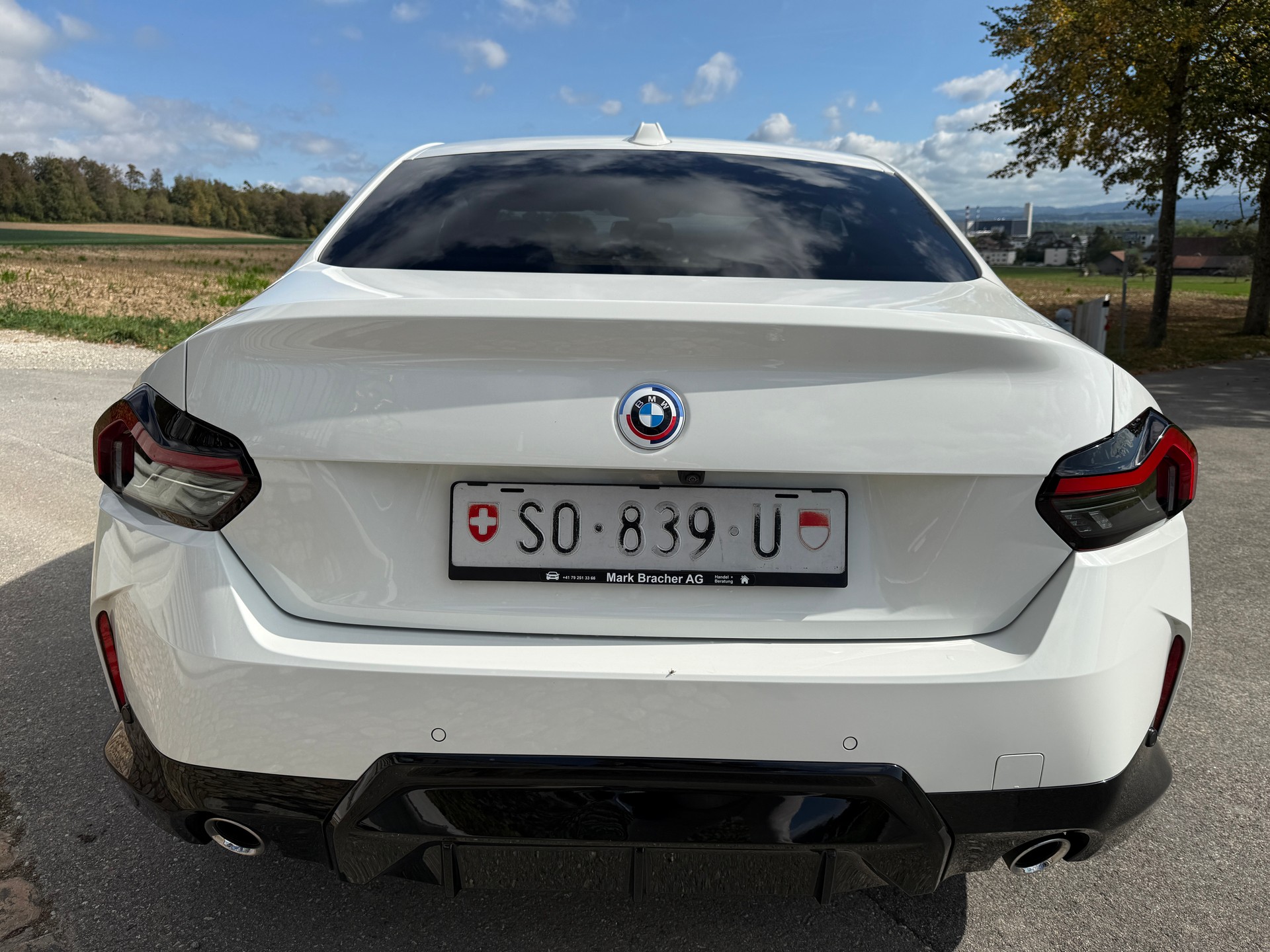 BMW 218i M Sport Coupé-image-4